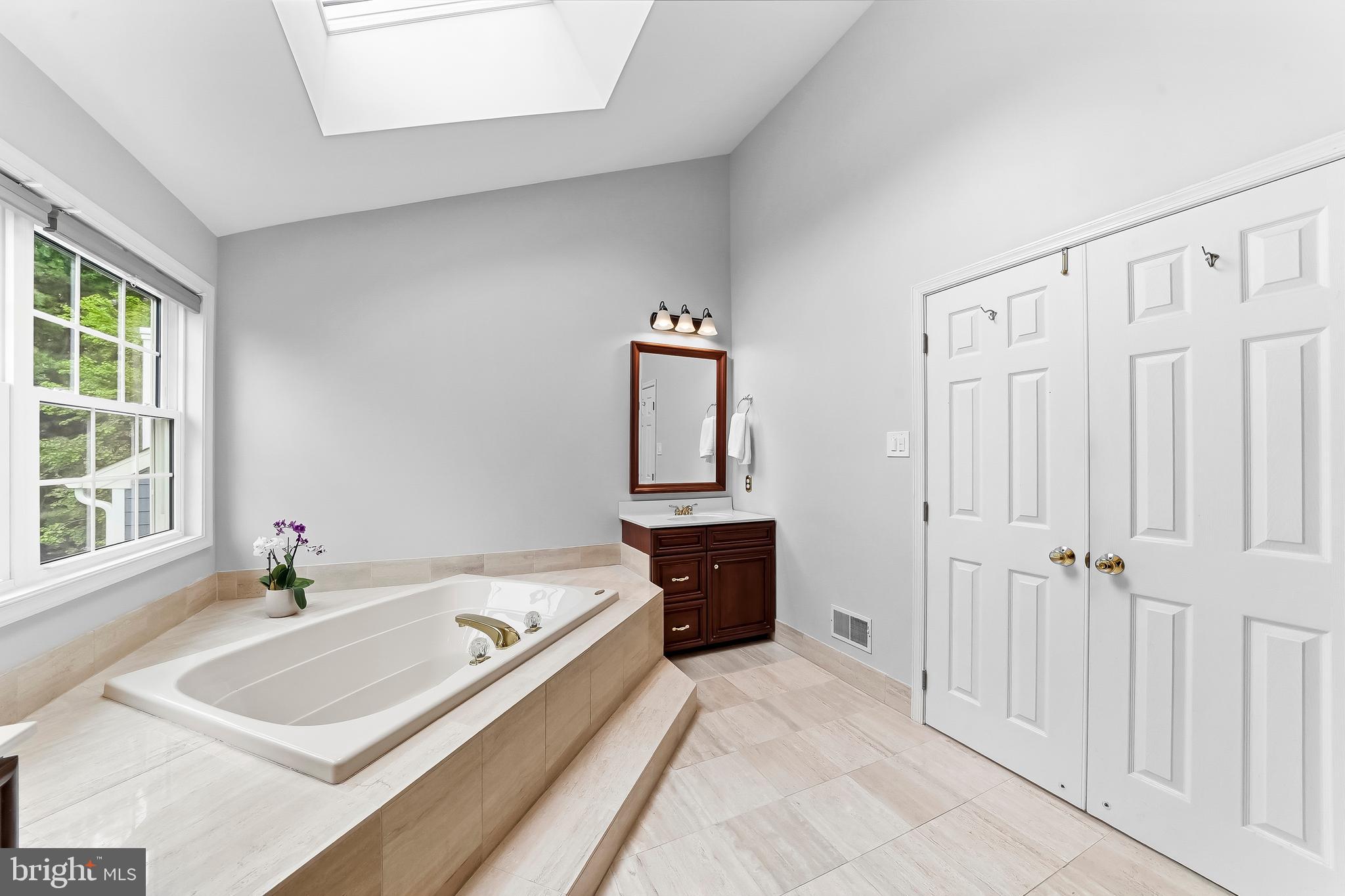 WILLOWDALE CROSSIN - Residential