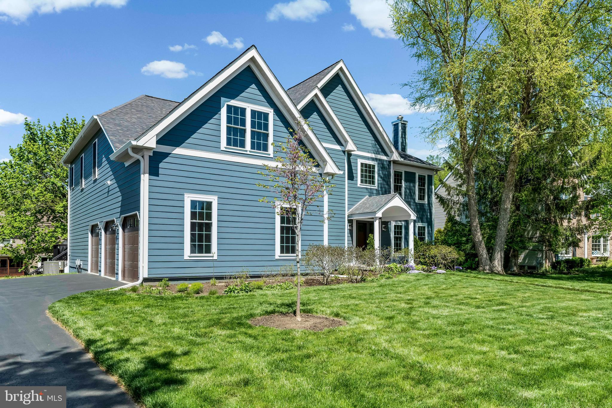 WILLOWDALE CROSSIN - Residential