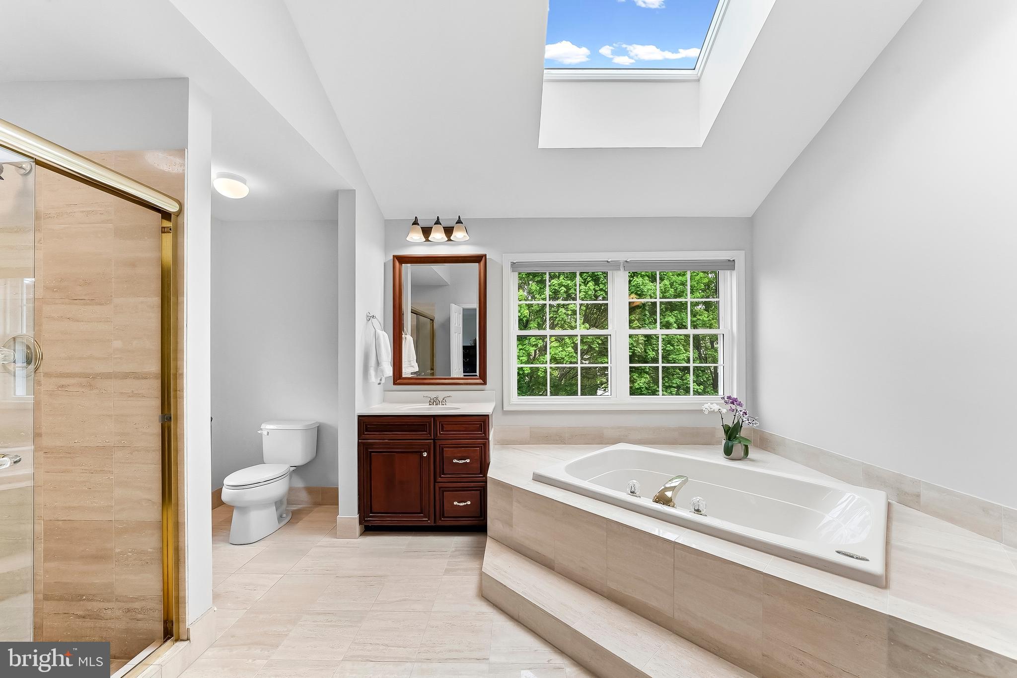 WILLOWDALE CROSSIN - Residential