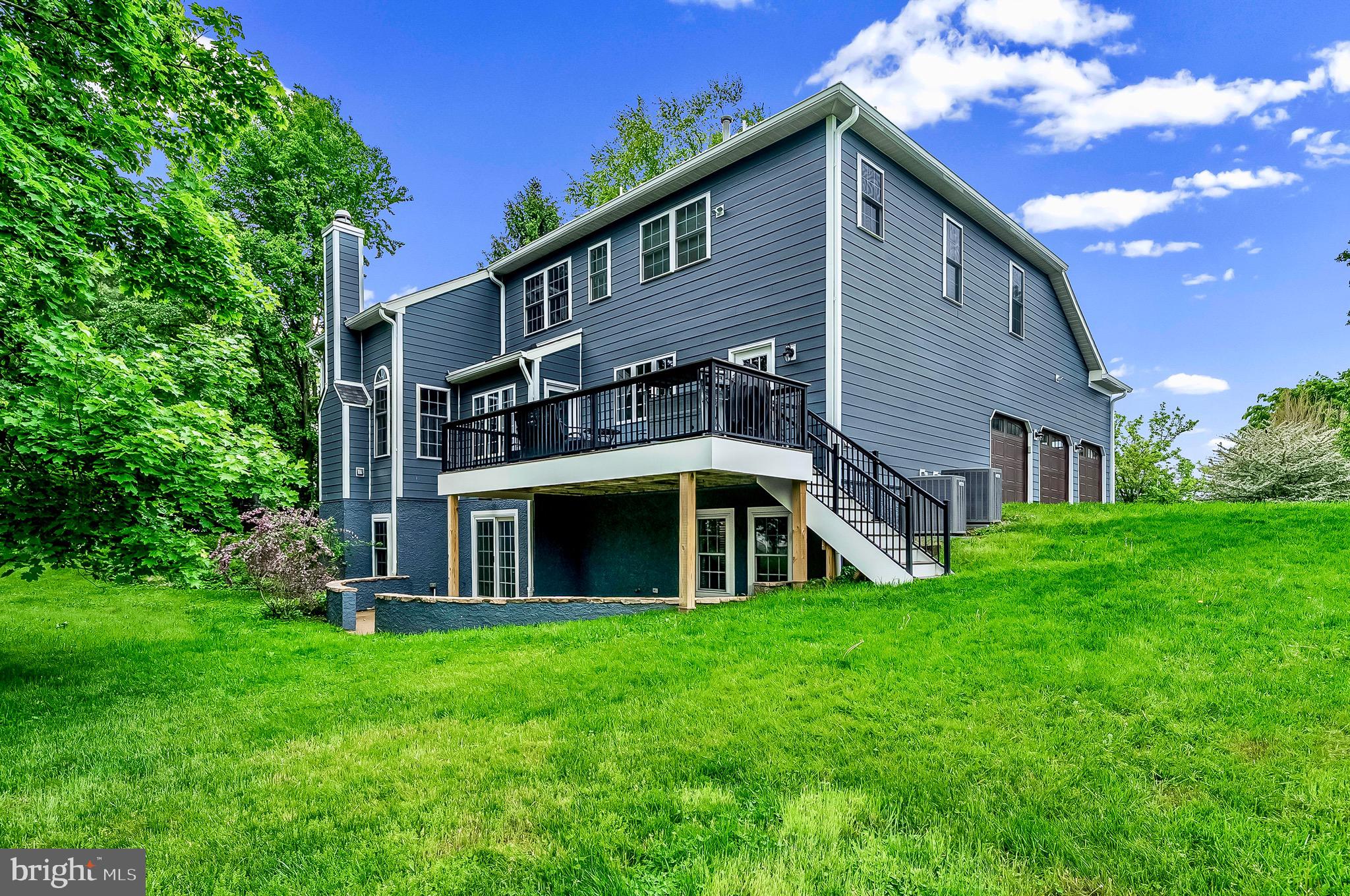 WILLOWDALE CROSSIN - Residential