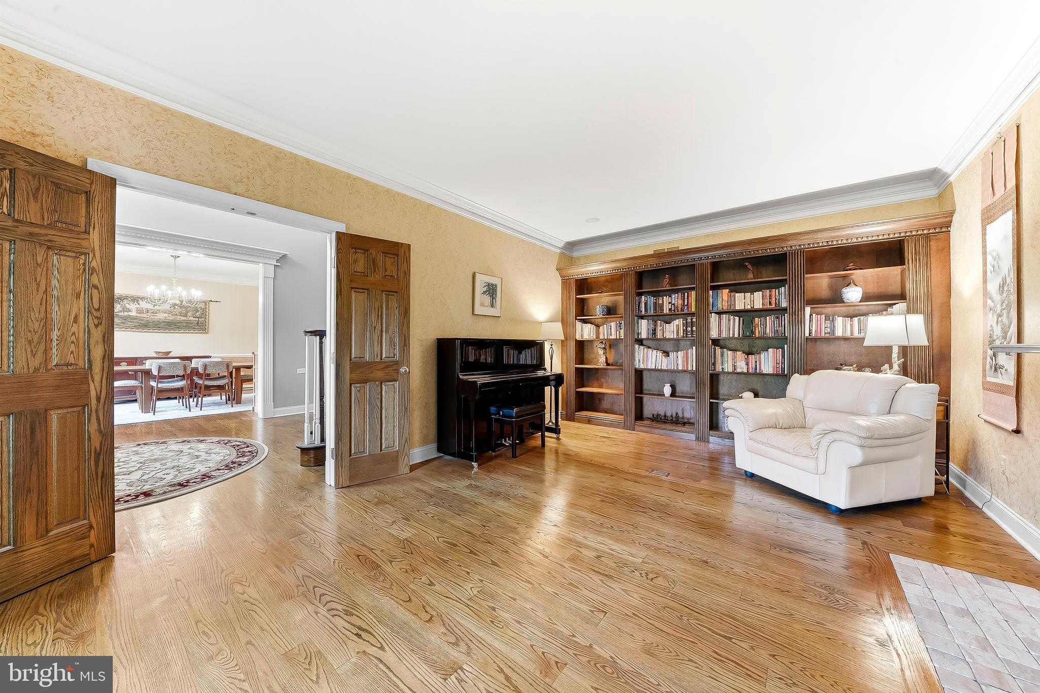 WILLOWDALE CROSSIN - Residential