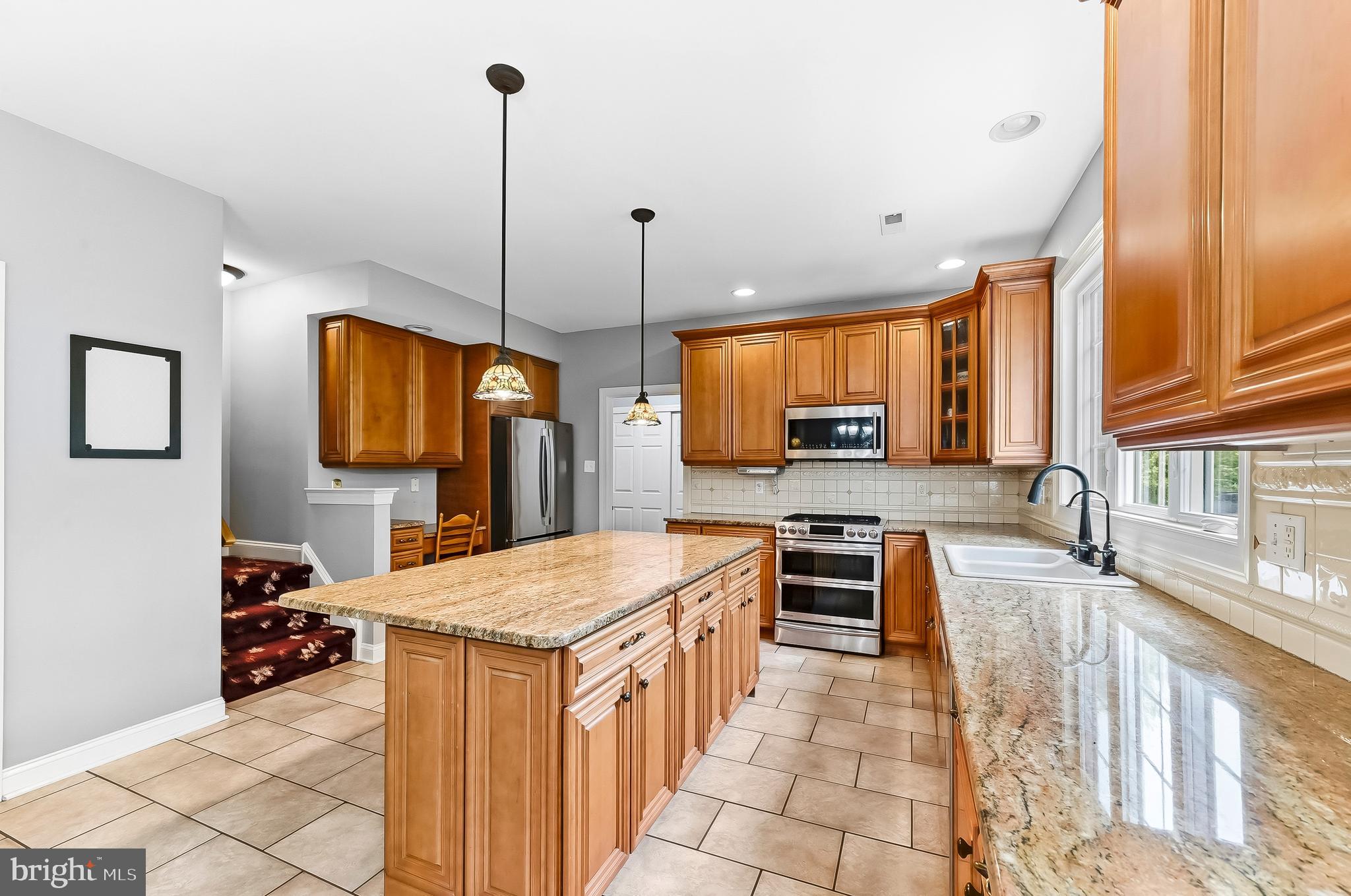 WILLOWDALE CROSSIN - Residential