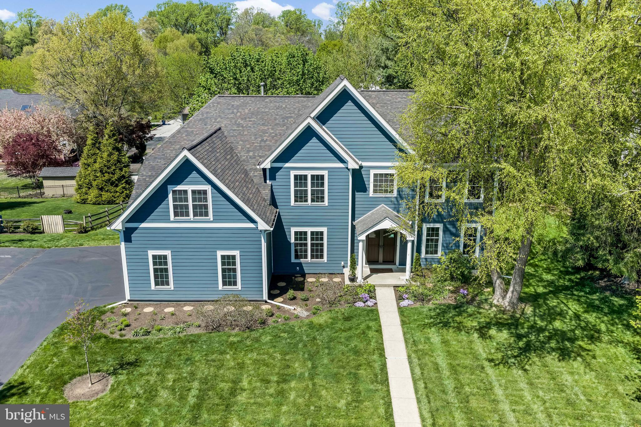 WILLOWDALE CROSSIN - Residential