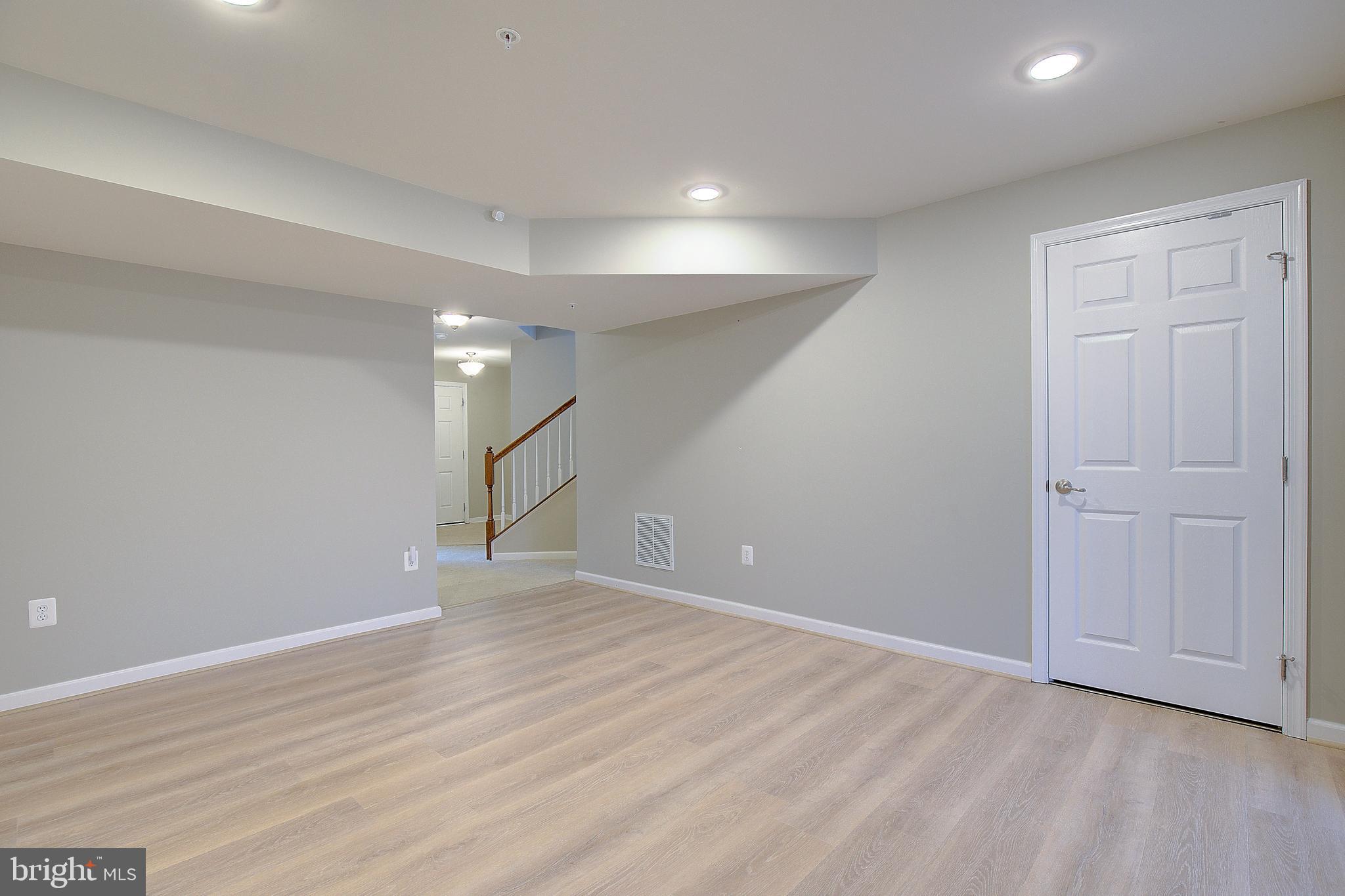 RICHFIELD STATION VILLAGE - Residential