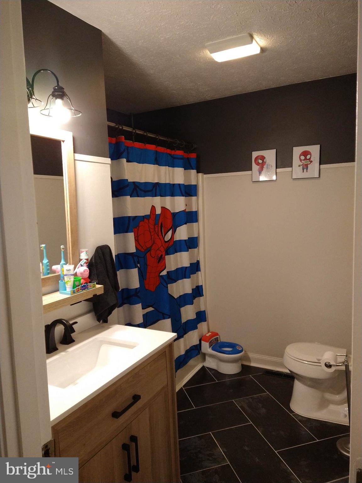 HICKORY CORNER - Residential