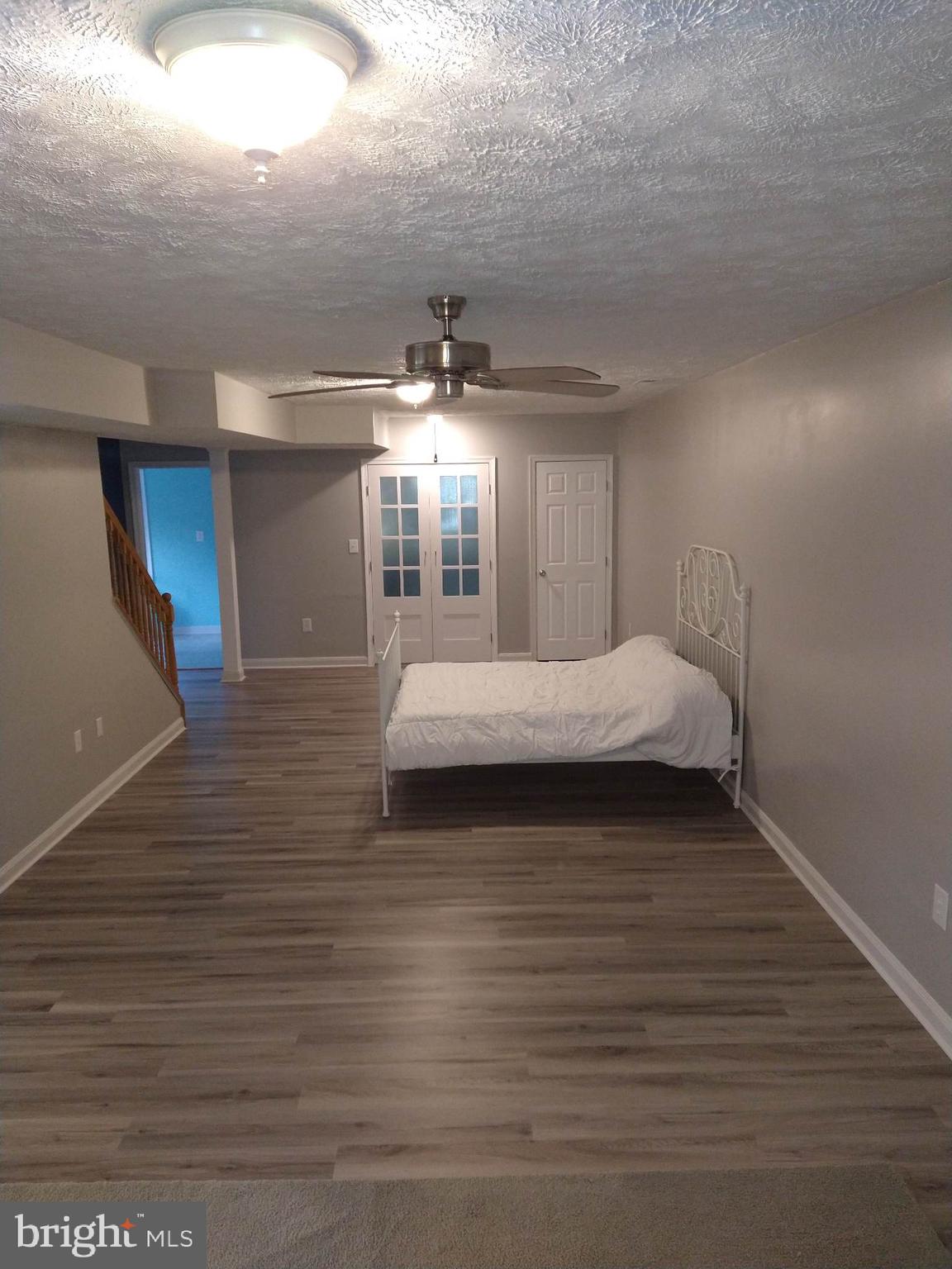 HICKORY CORNER - Residential