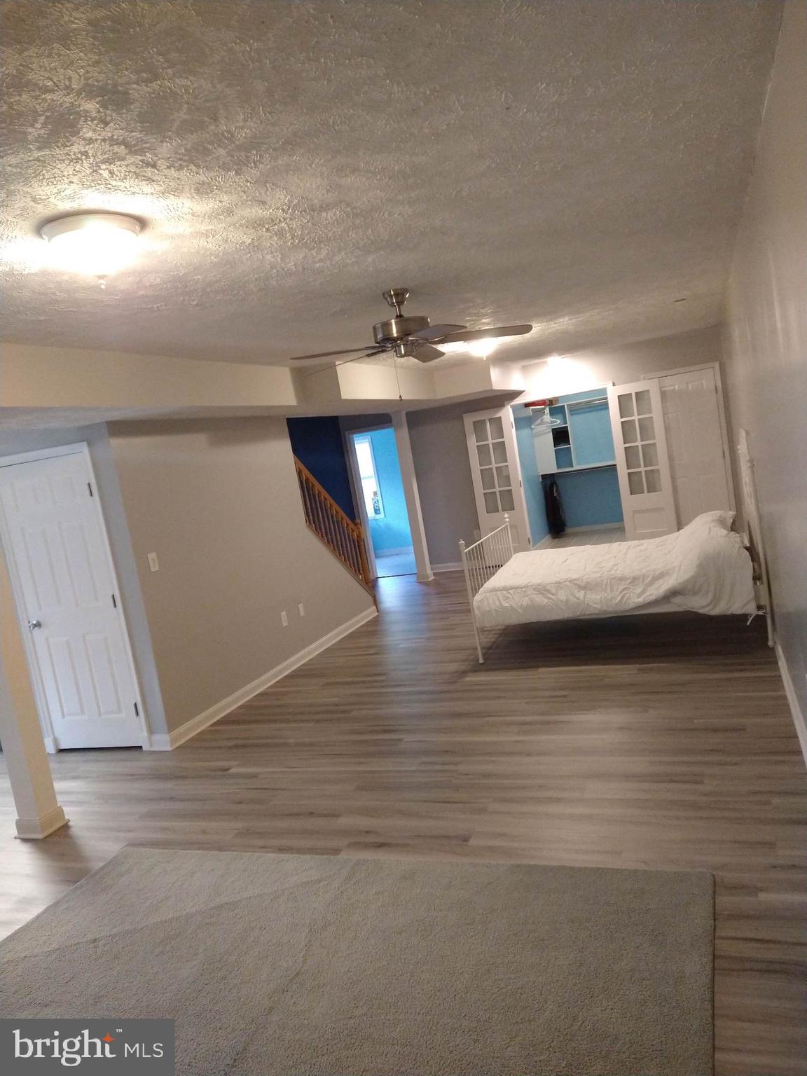 HICKORY CORNER - Residential