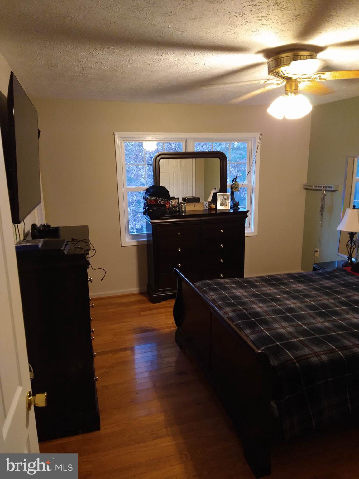 HICKORY CORNER - Residential