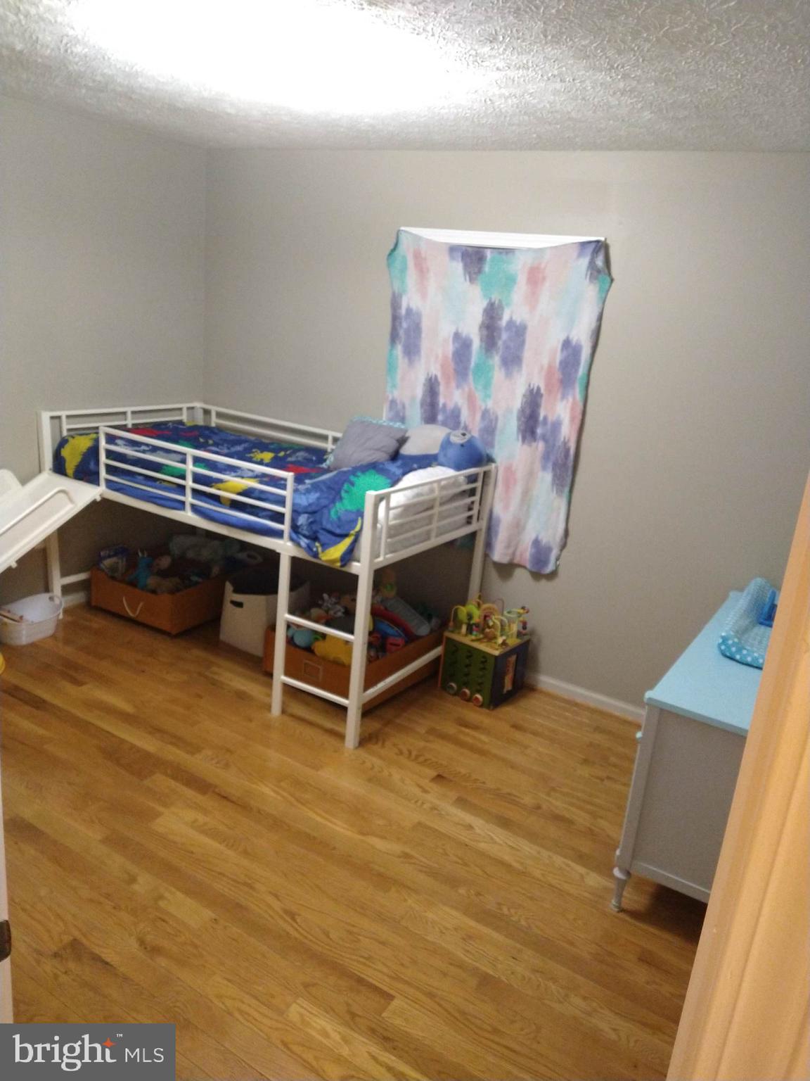 HICKORY CORNER - Residential