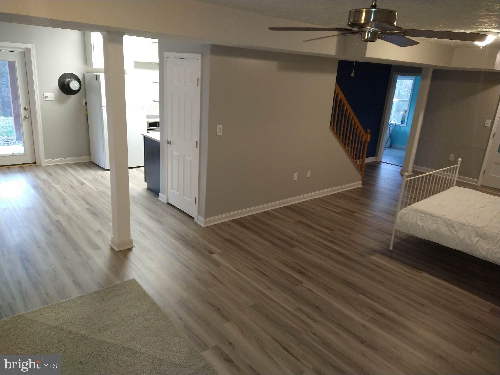 HICKORY CORNER - Residential