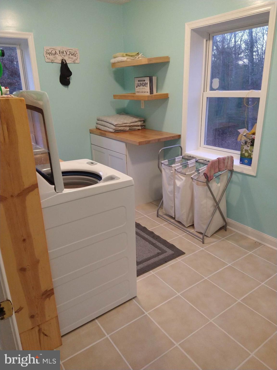 HICKORY CORNER - Residential