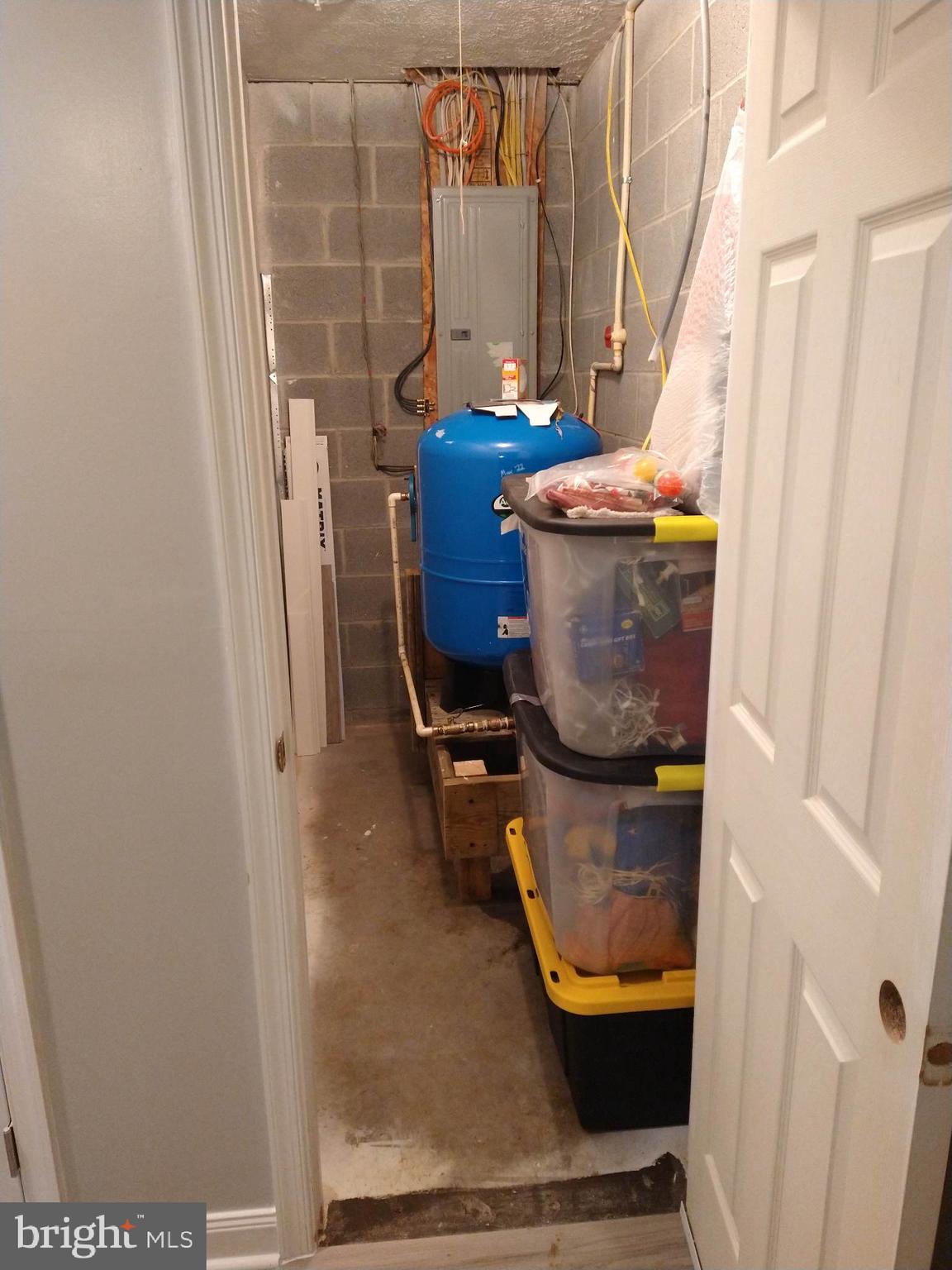 HICKORY CORNER - Residential