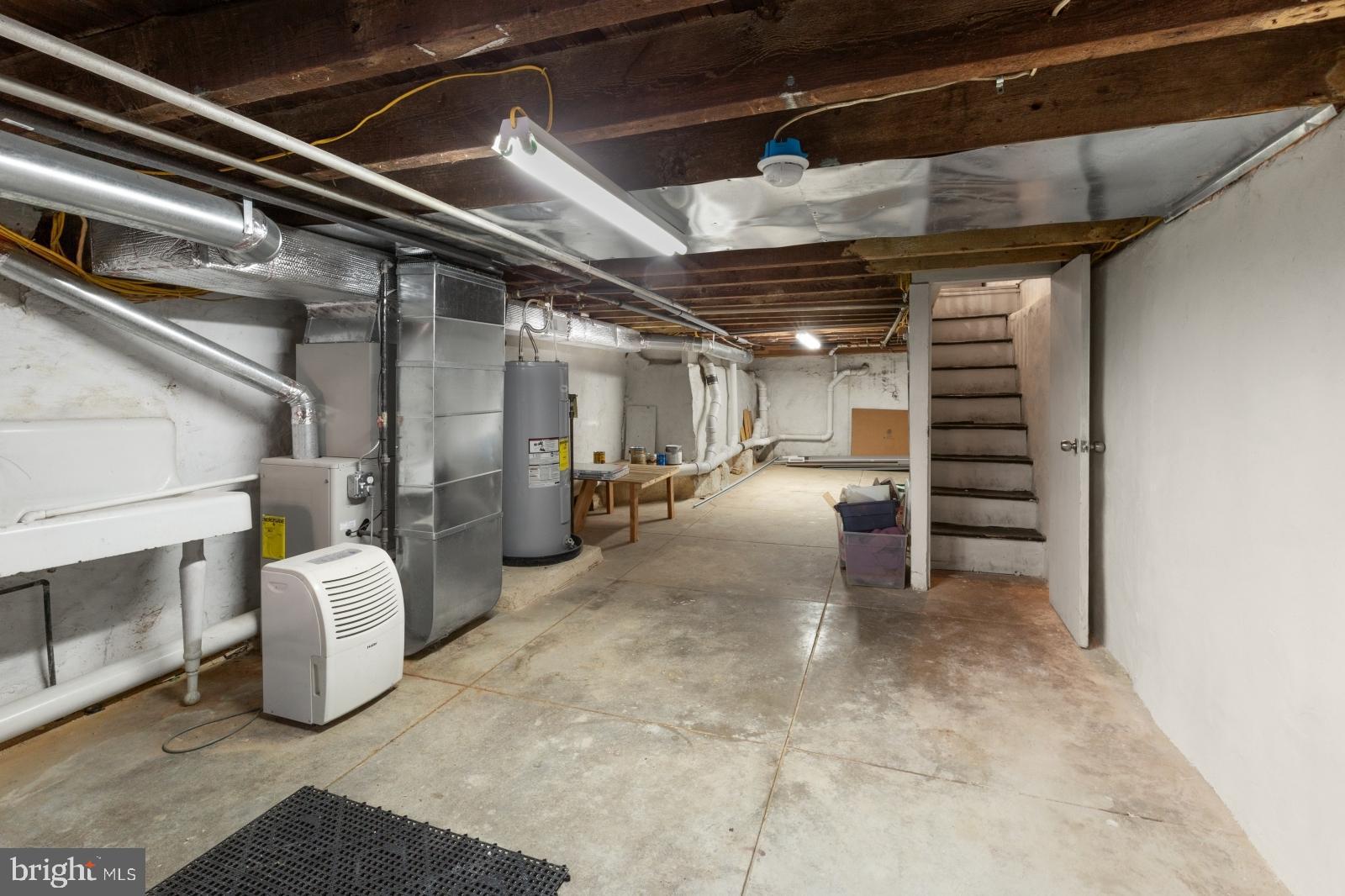 NEWBOLD - Residential Lease