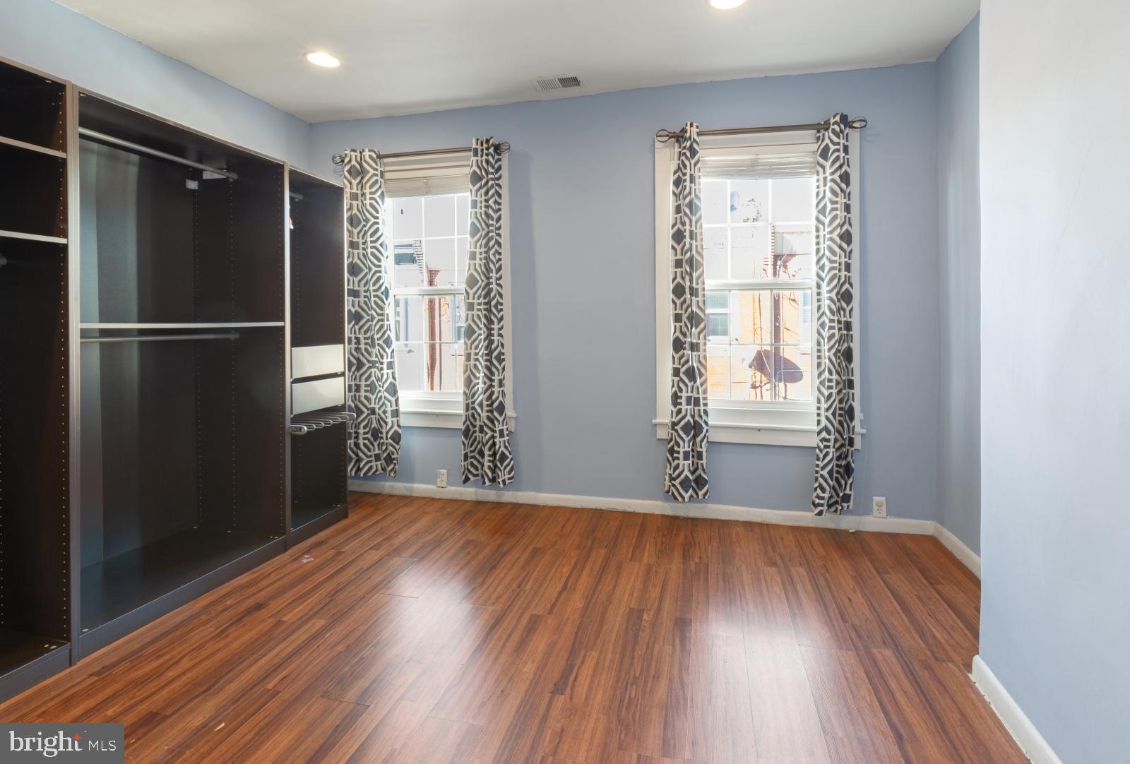 NEWBOLD - Residential Lease