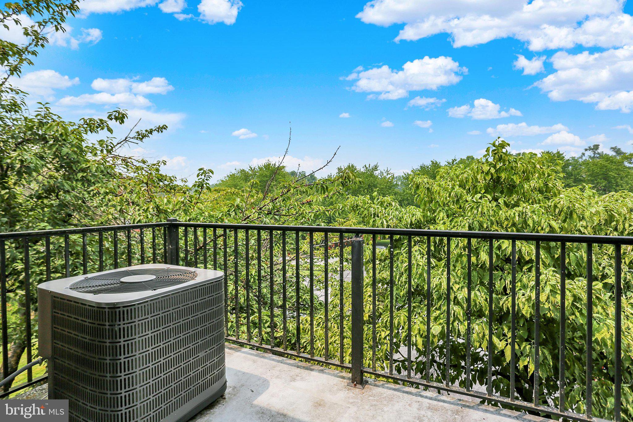 2109 CEDAR RUN DRIVE 307