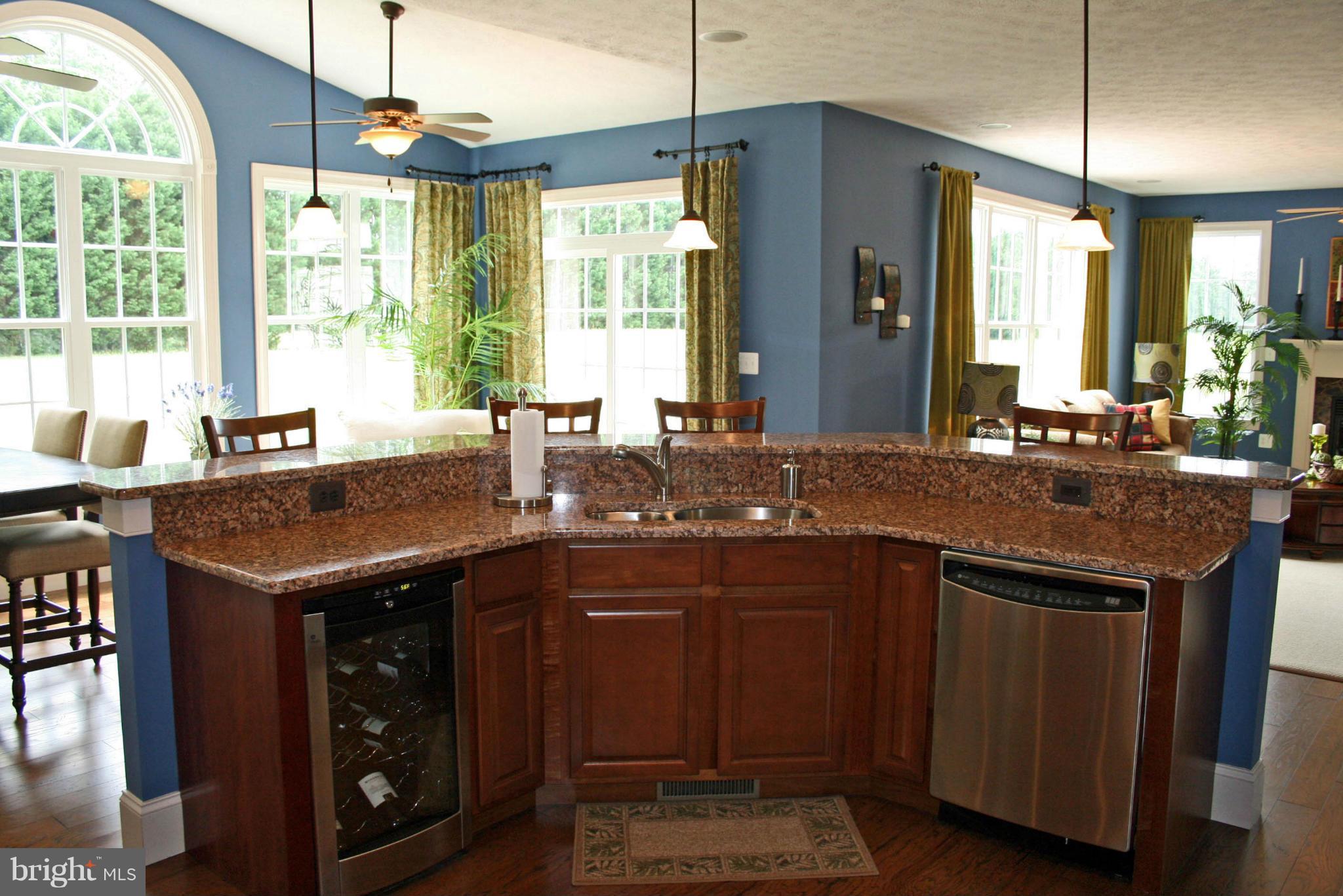 HERITAGE MANOR - Residential