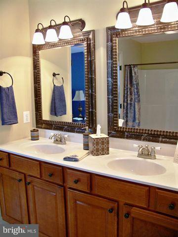 HERITAGE MANOR - Residential