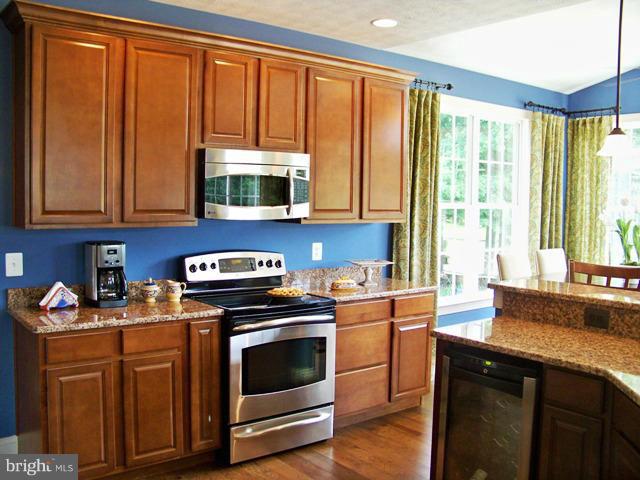 HERITAGE MANOR - Residential