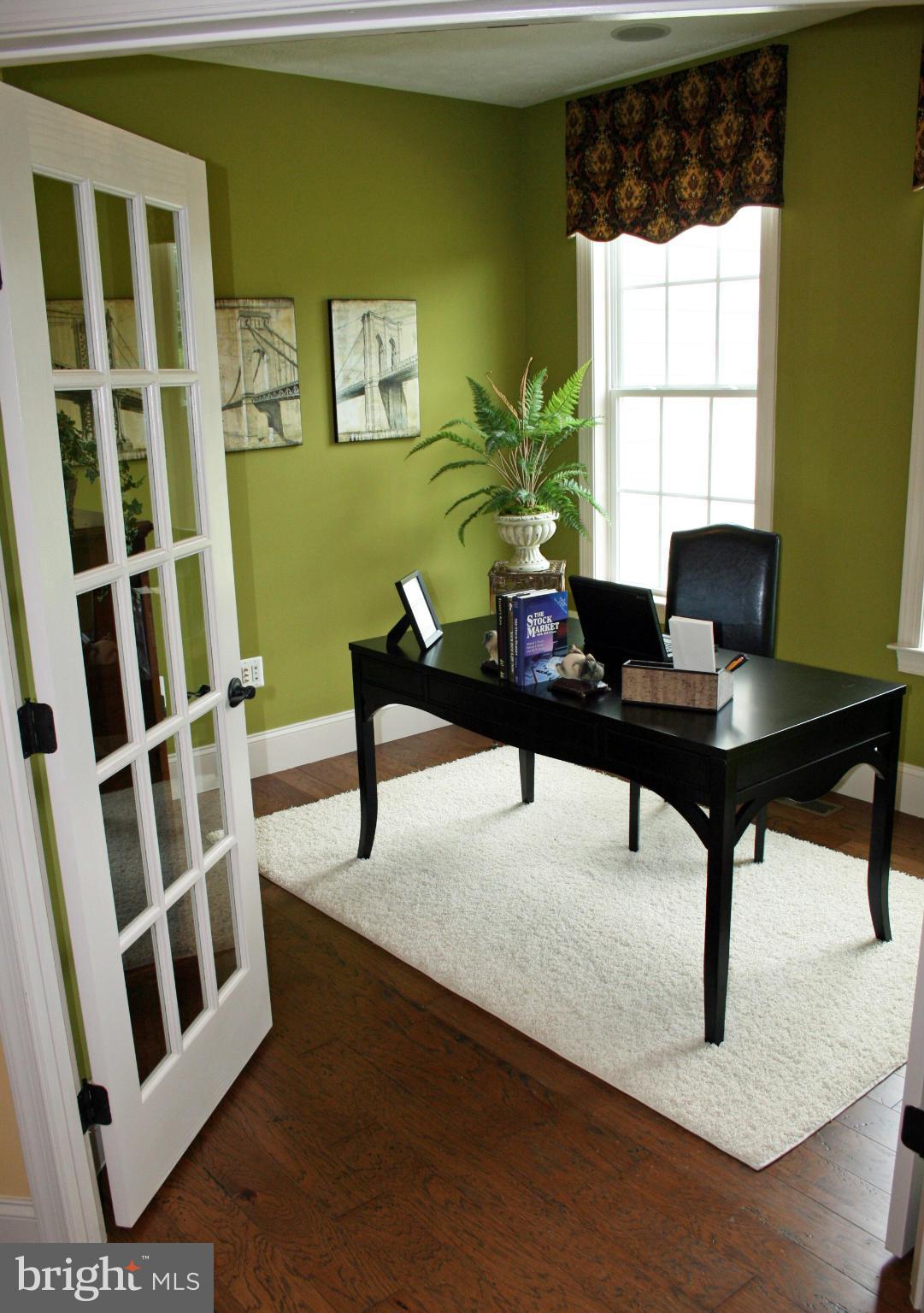 HERITAGE MANOR - Residential