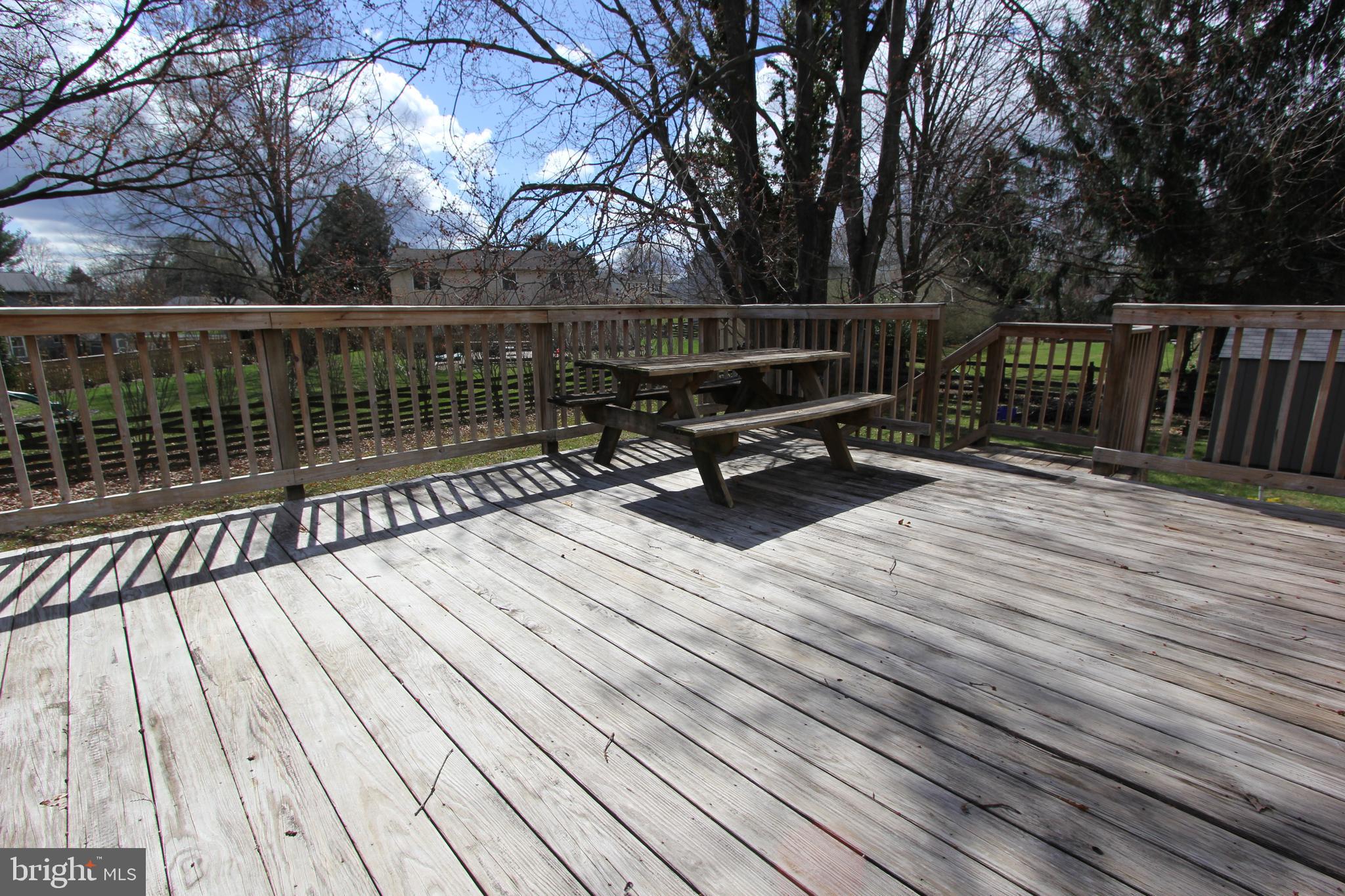 GLADE MANOR - Residential