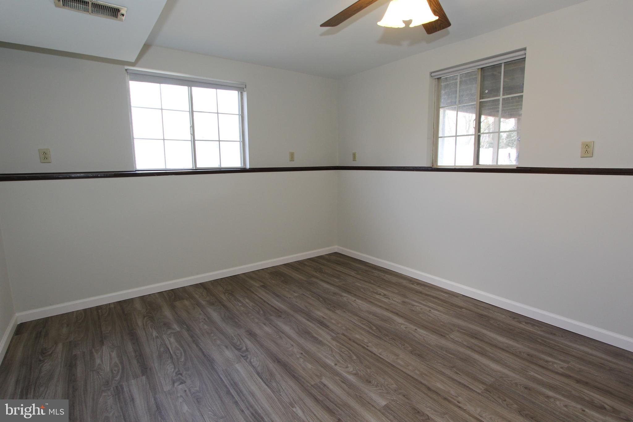 GLADE MANOR - Residential