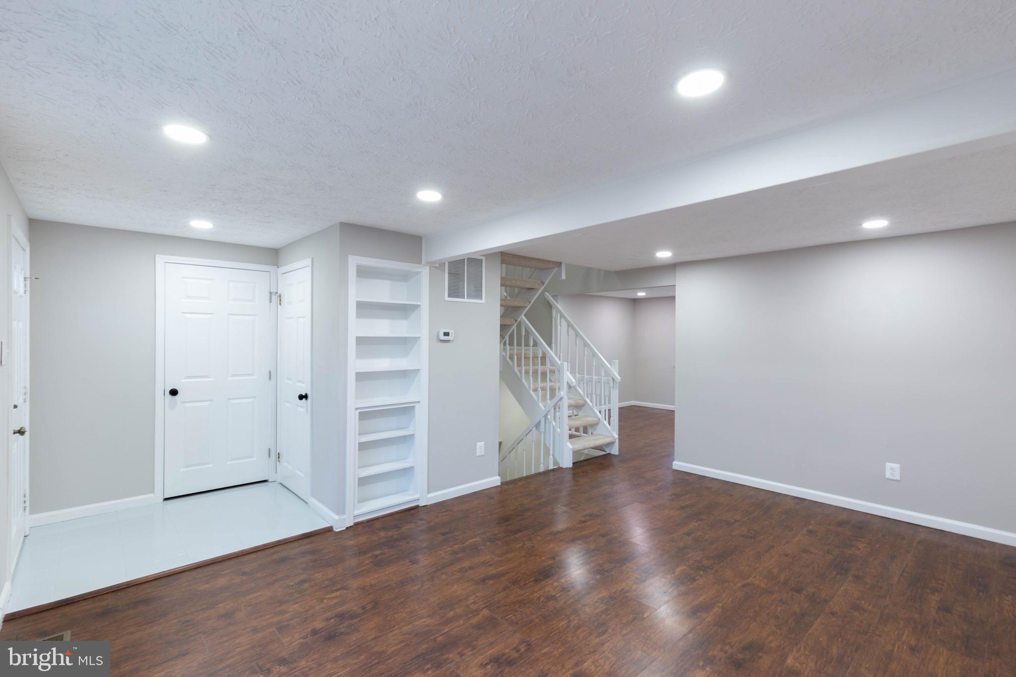 5814 ROCK FOREST COURT