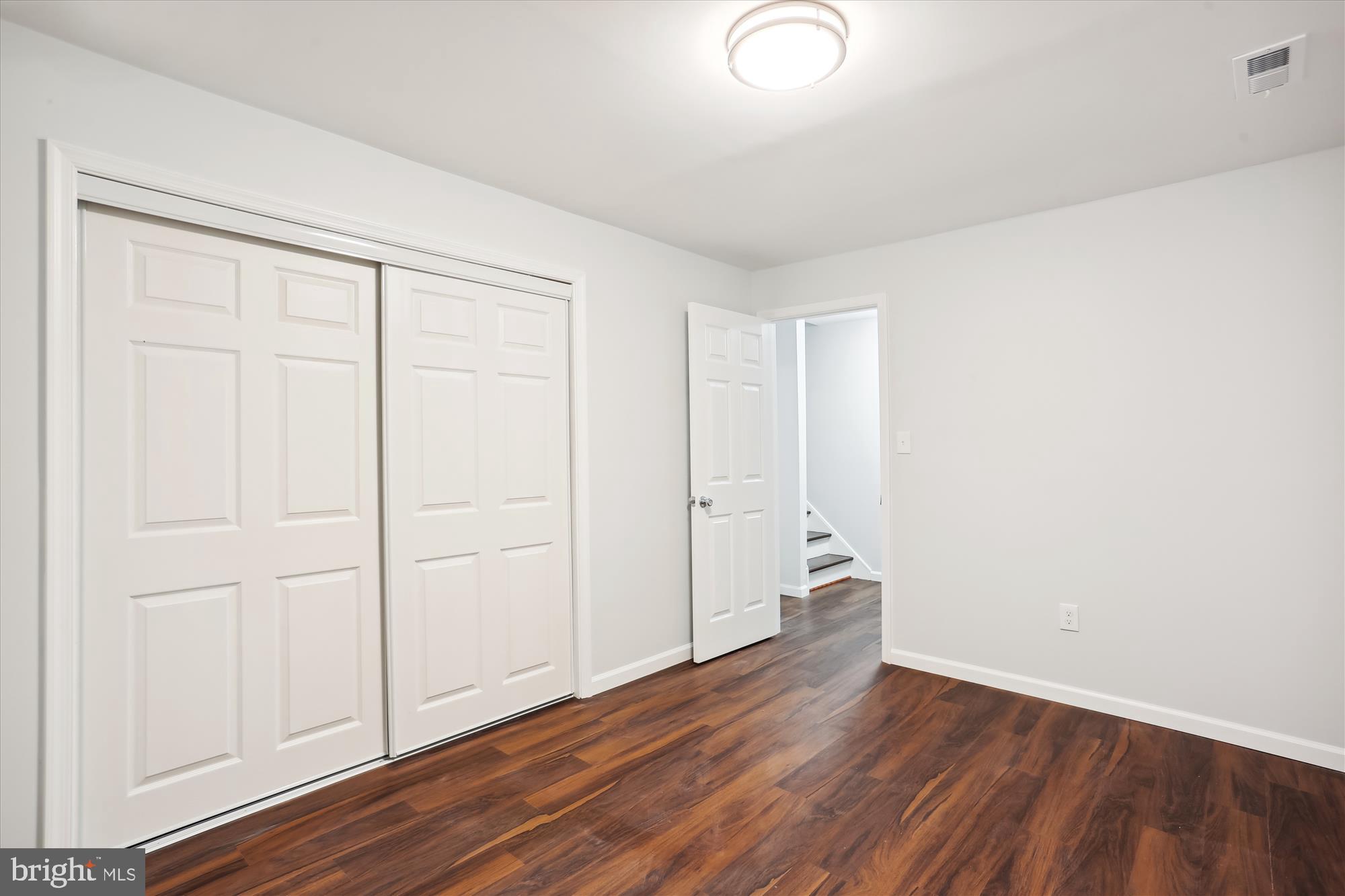 MILL CREEK - Residential