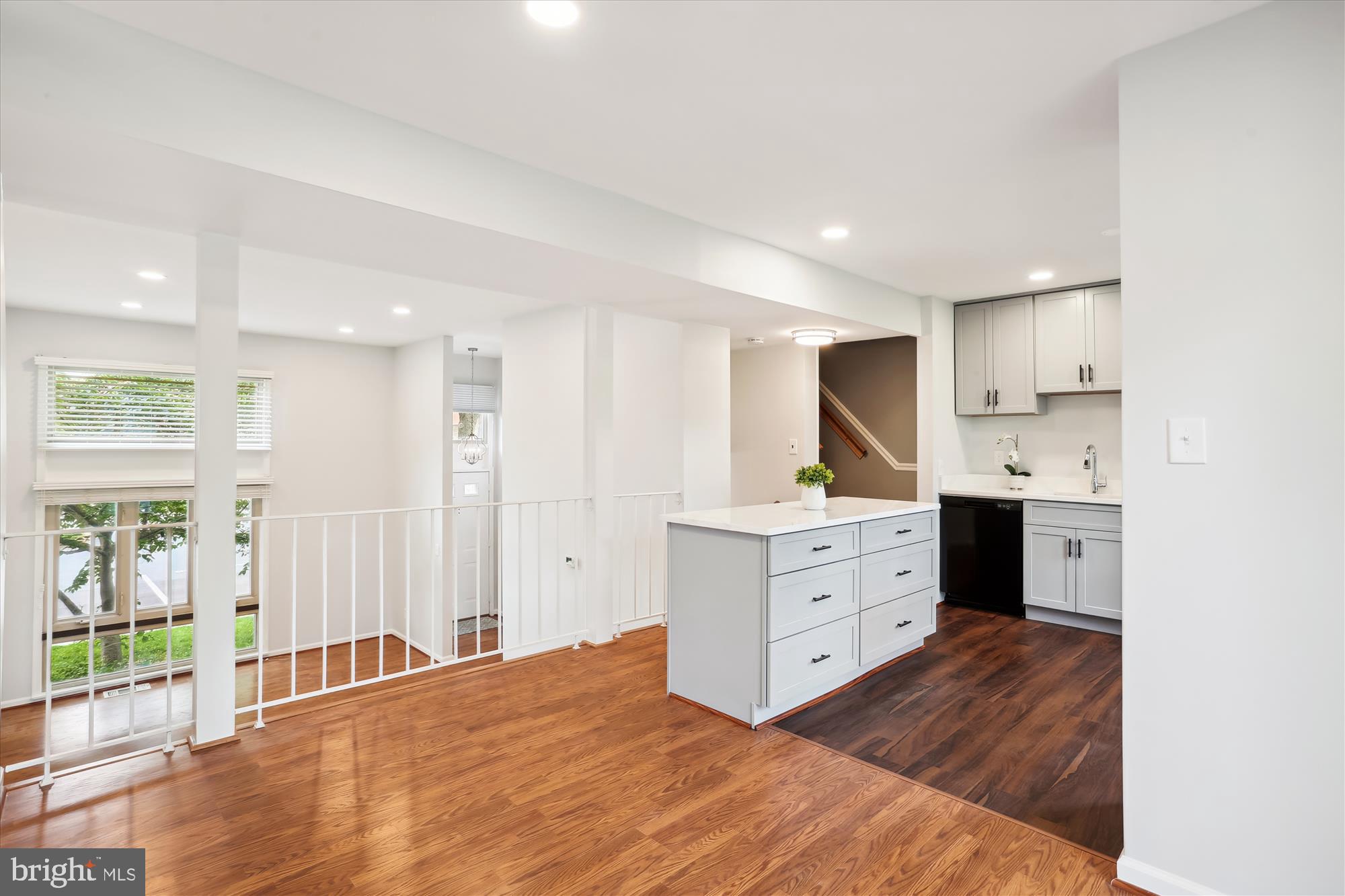 MILL CREEK - Residential