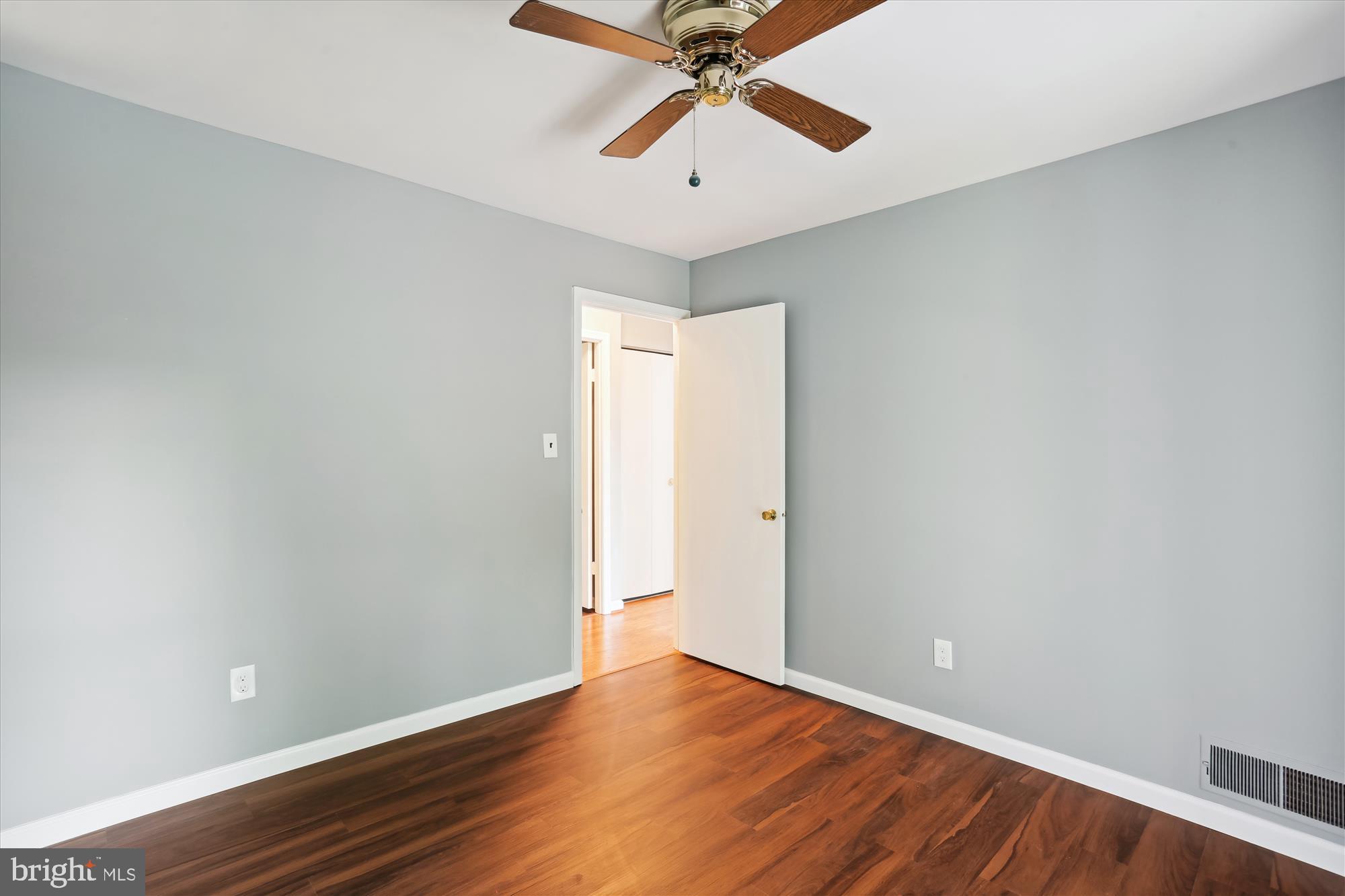 MILL CREEK - Residential