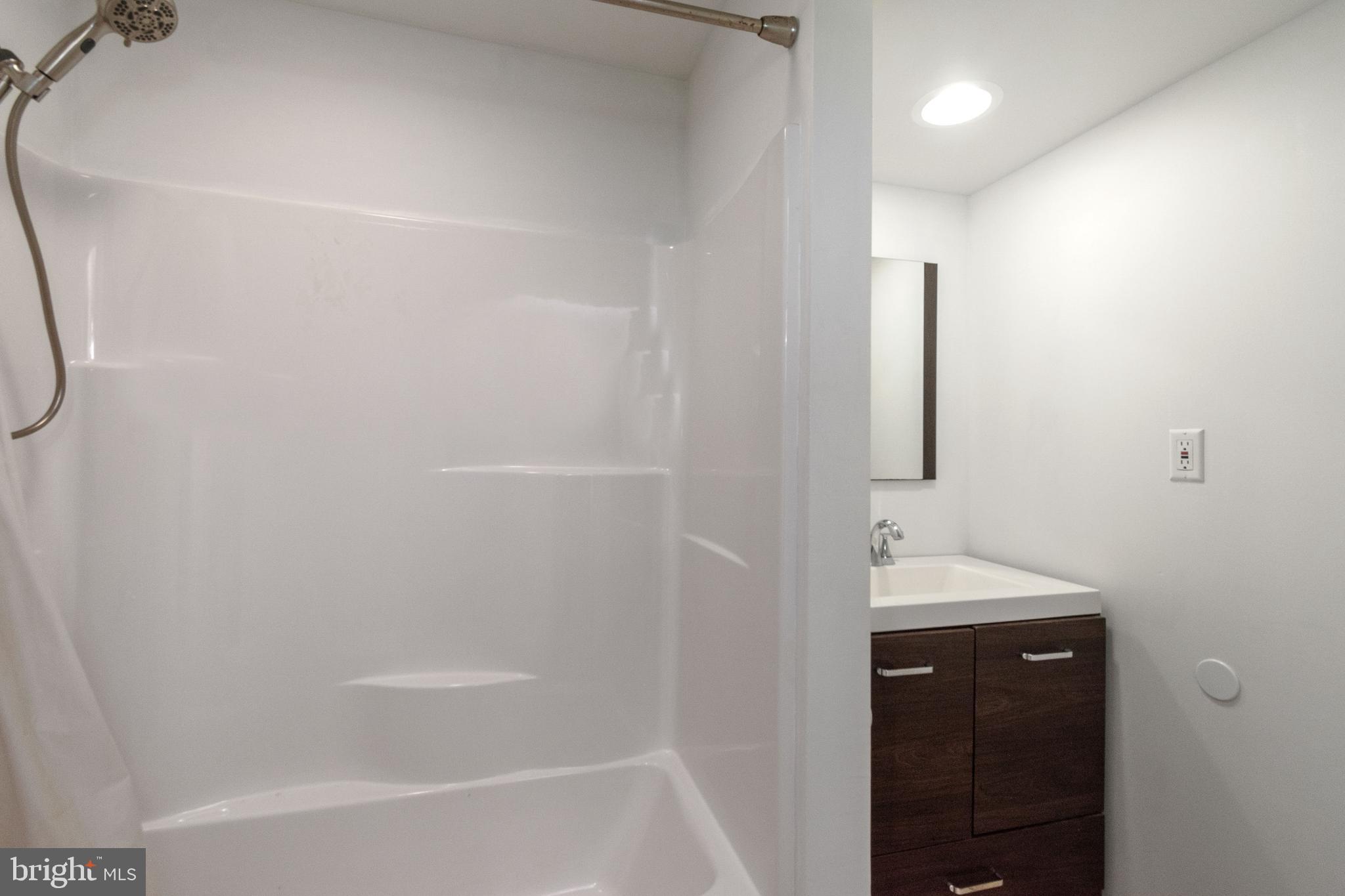 GOOSE POND ESTATES - Residential