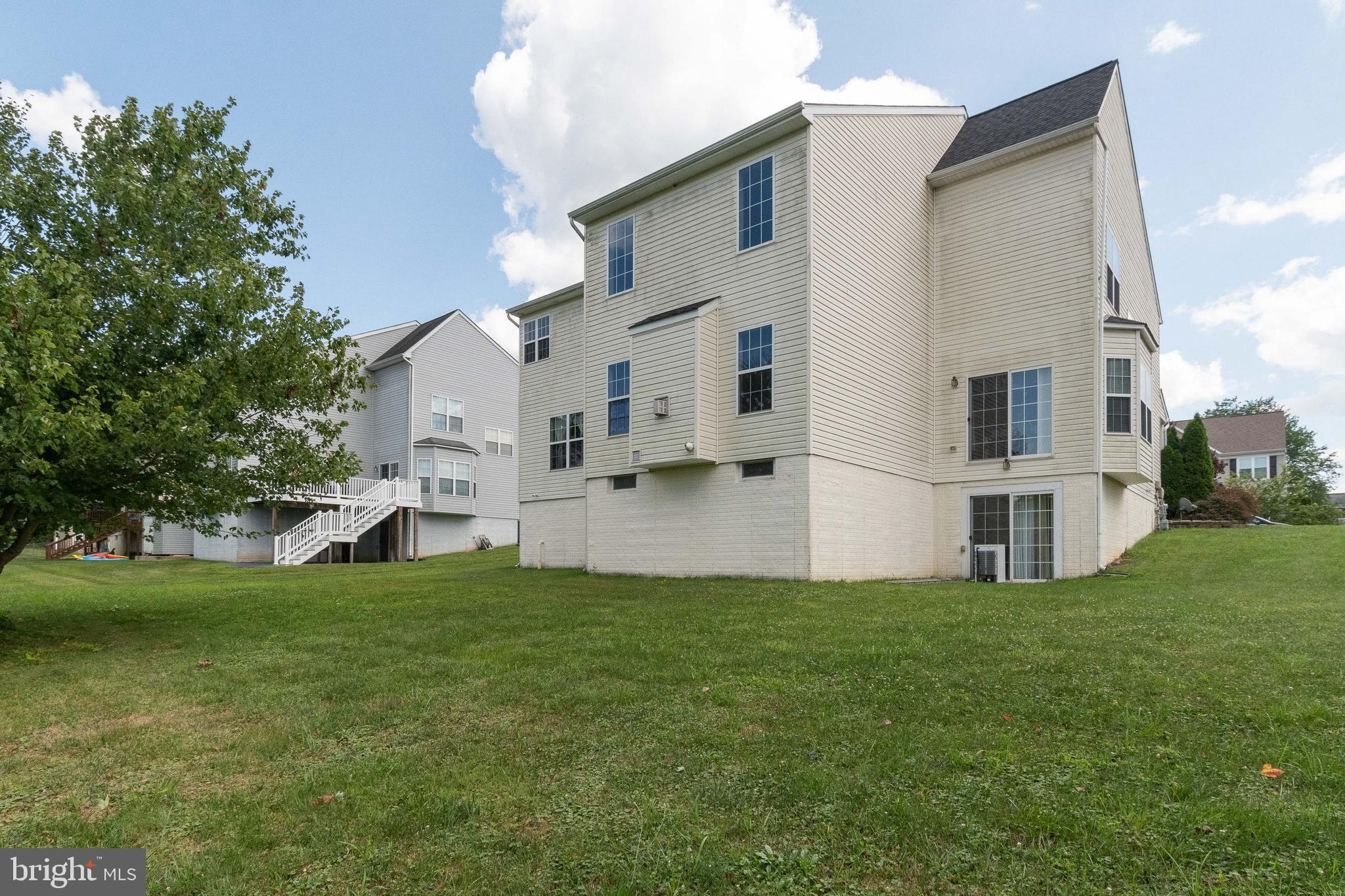 GOOSE POND ESTATES - Residential