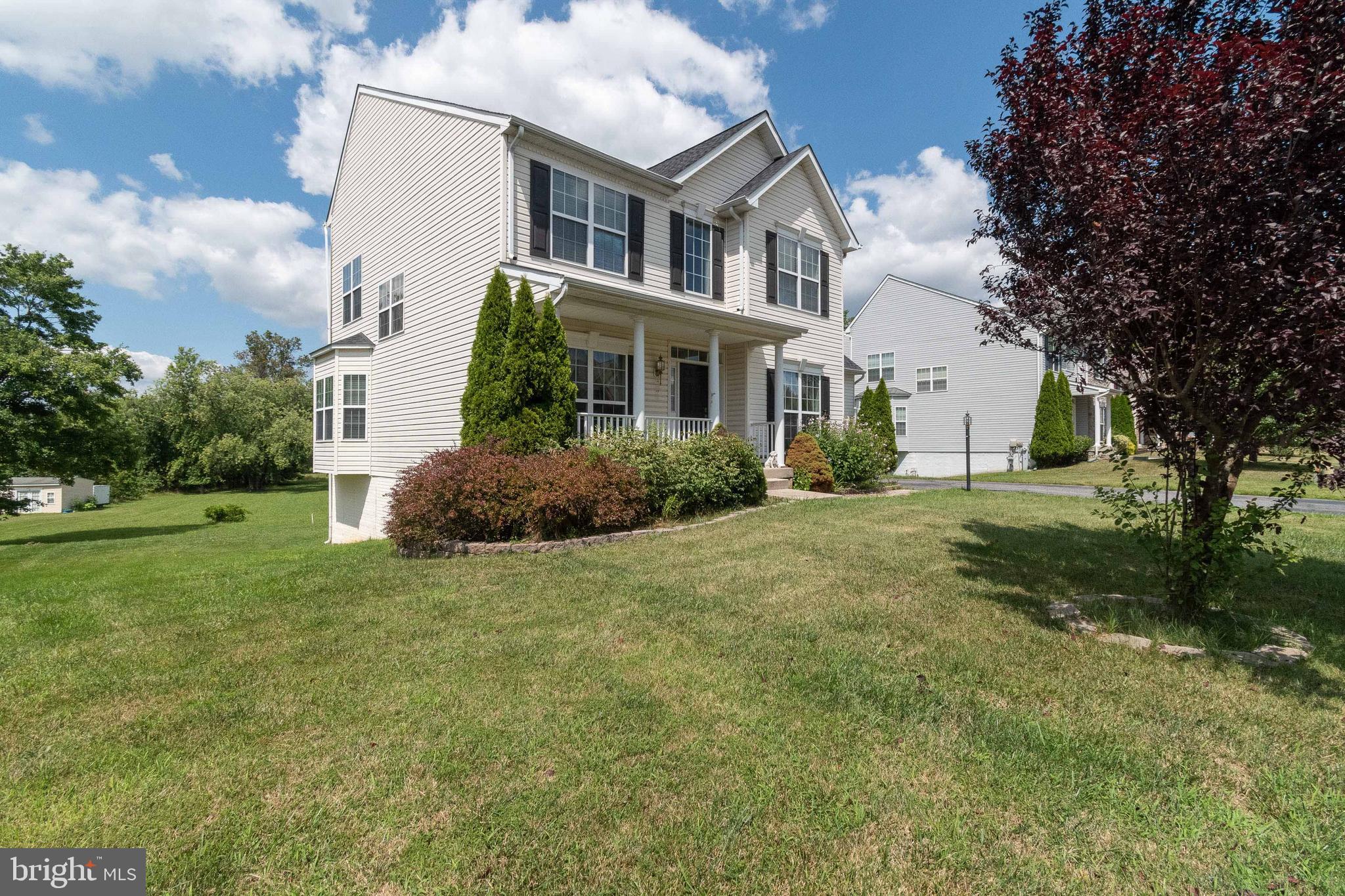 GOOSE POND ESTATES - Residential