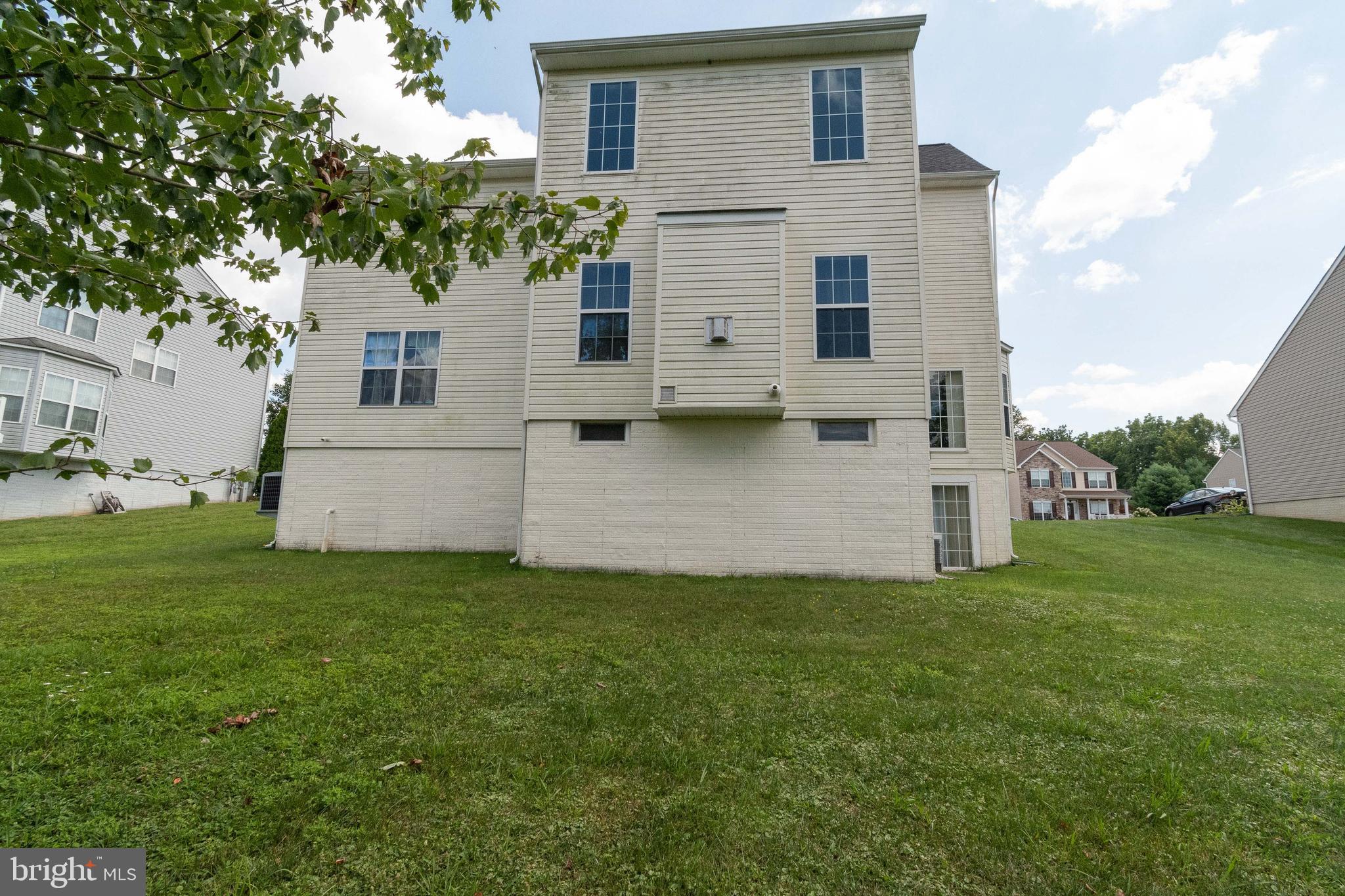 GOOSE POND ESTATES - Residential