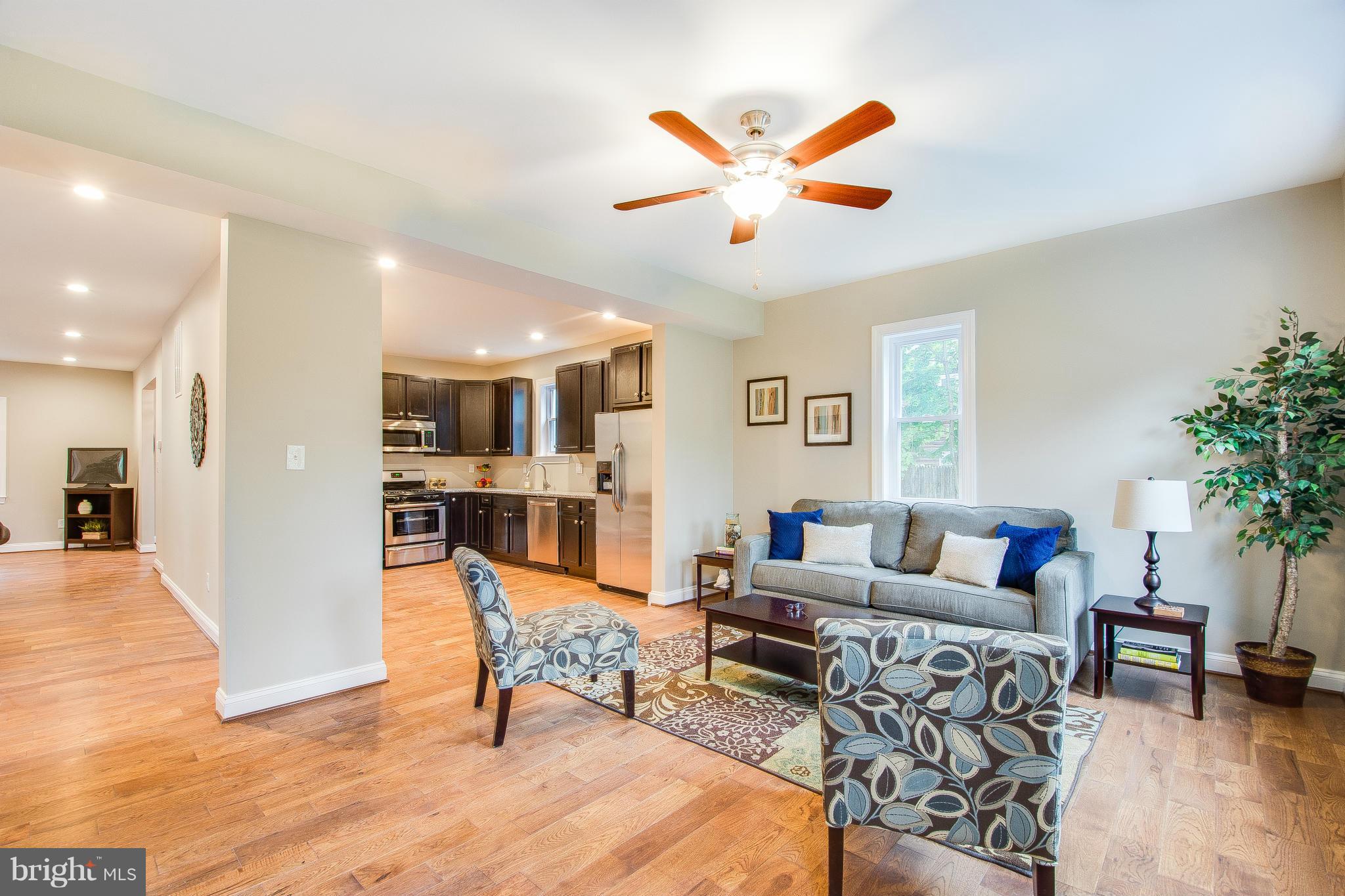 BEVERLY HILLS - Residential