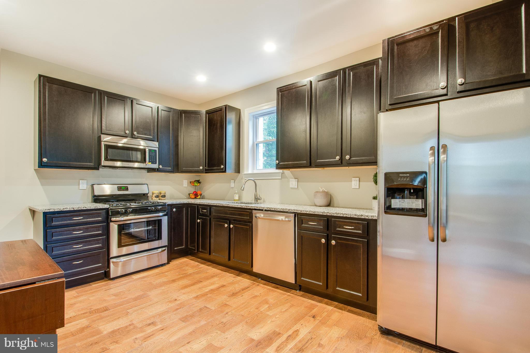 BEVERLY HILLS - Residential