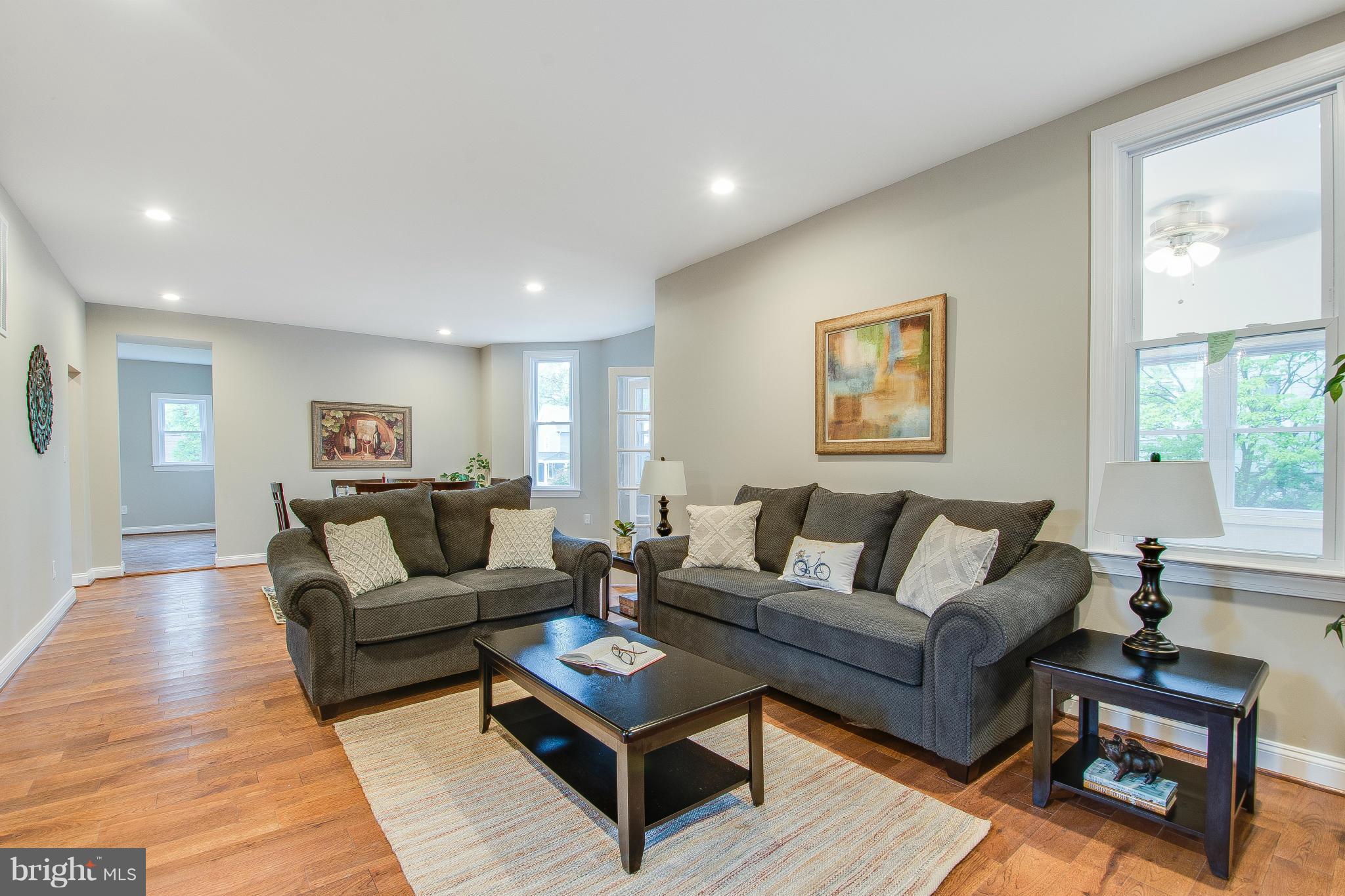 BEVERLY HILLS - Residential