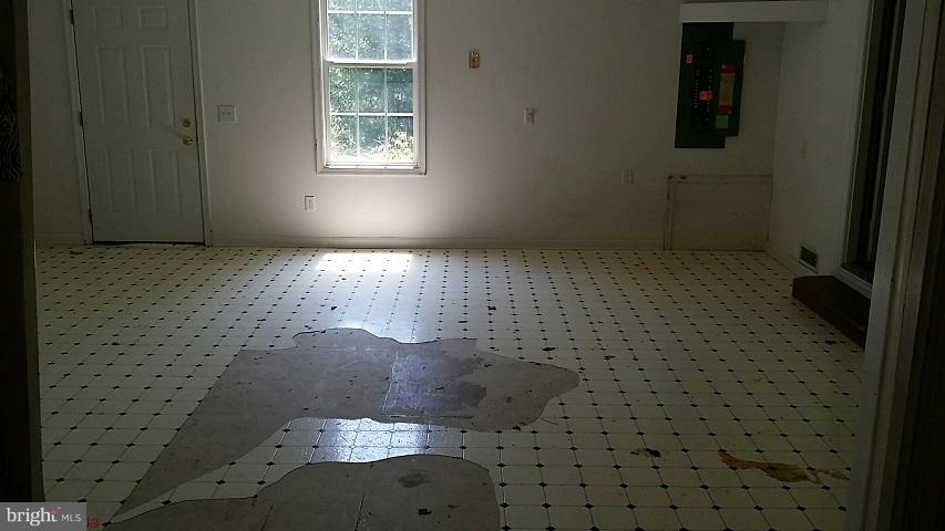 DOUBLE HILLS ESTATES - Residential