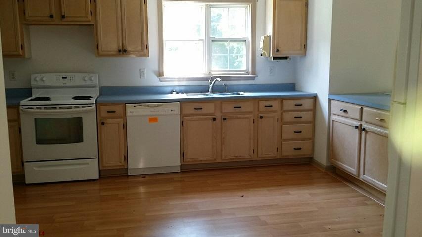 DOUBLE HILLS ESTATES - Residential