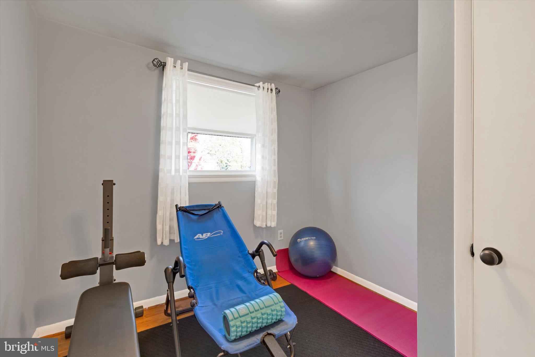 MILLERSVILLE - Residential