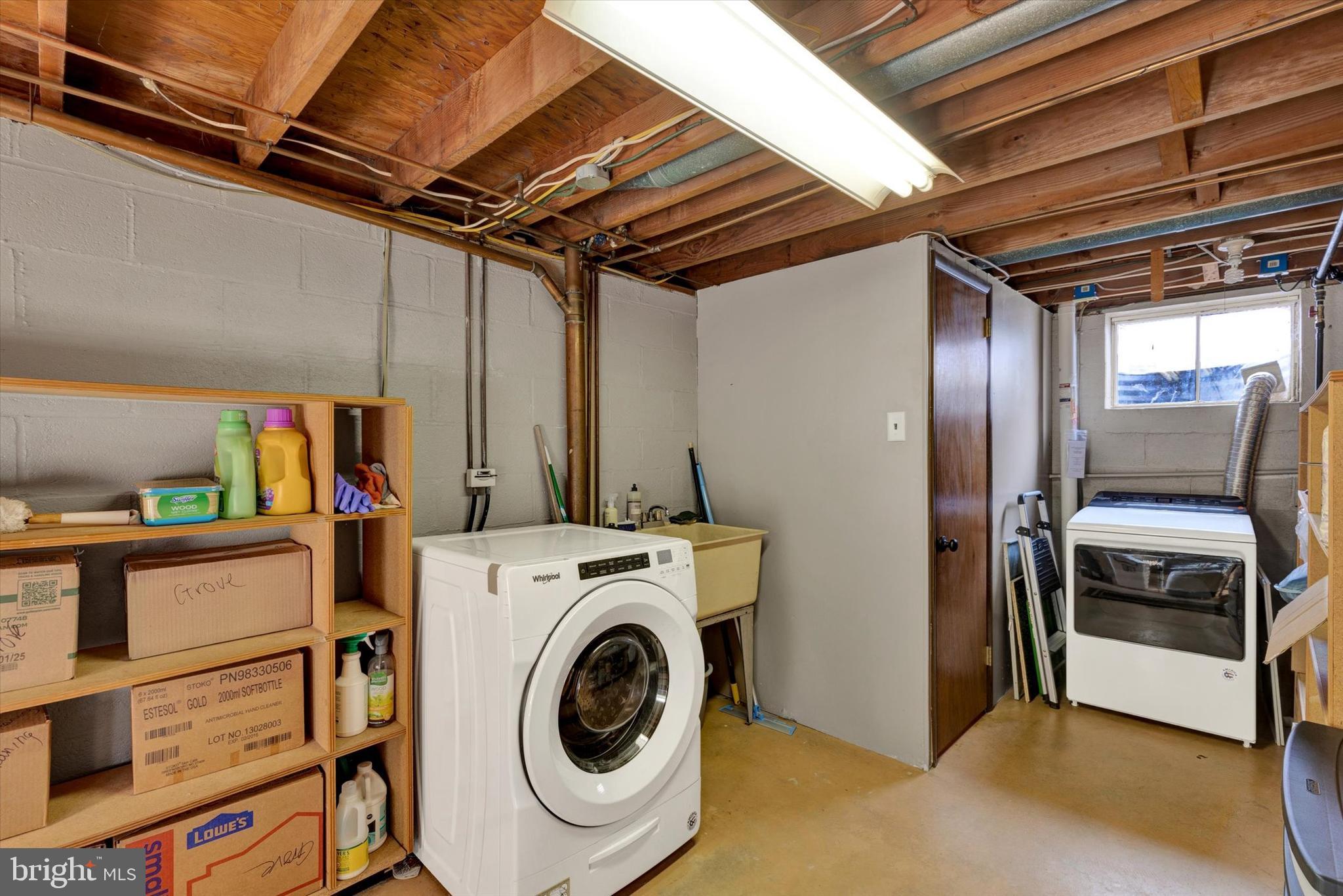 MILLERSVILLE - Residential