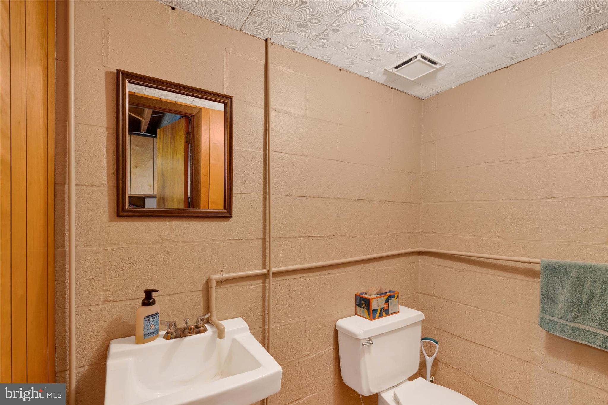 MILLERSVILLE - Residential