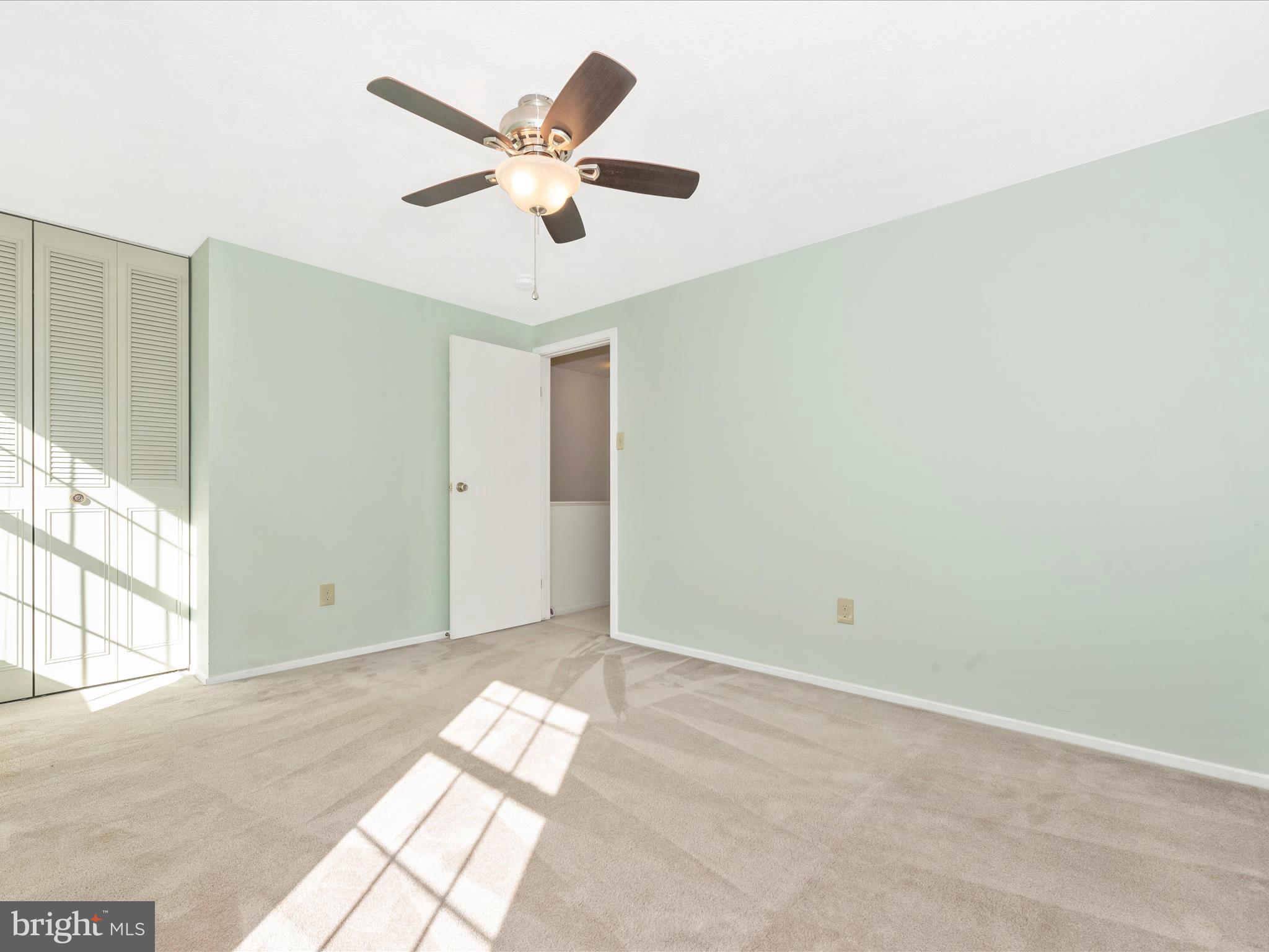 VILLAGE OF LONG REACH - Residential