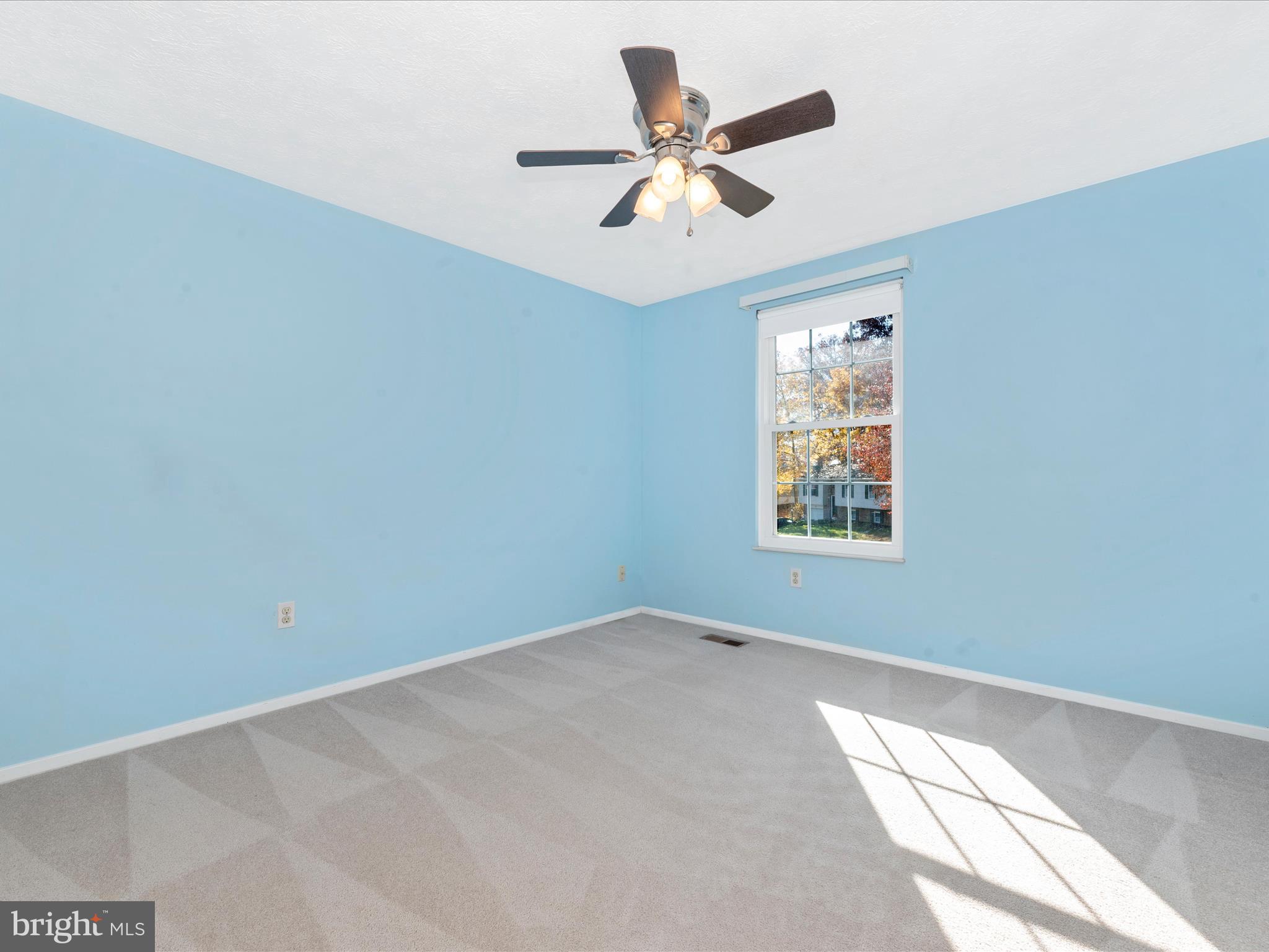 VILLAGE OF LONG REACH - Residential