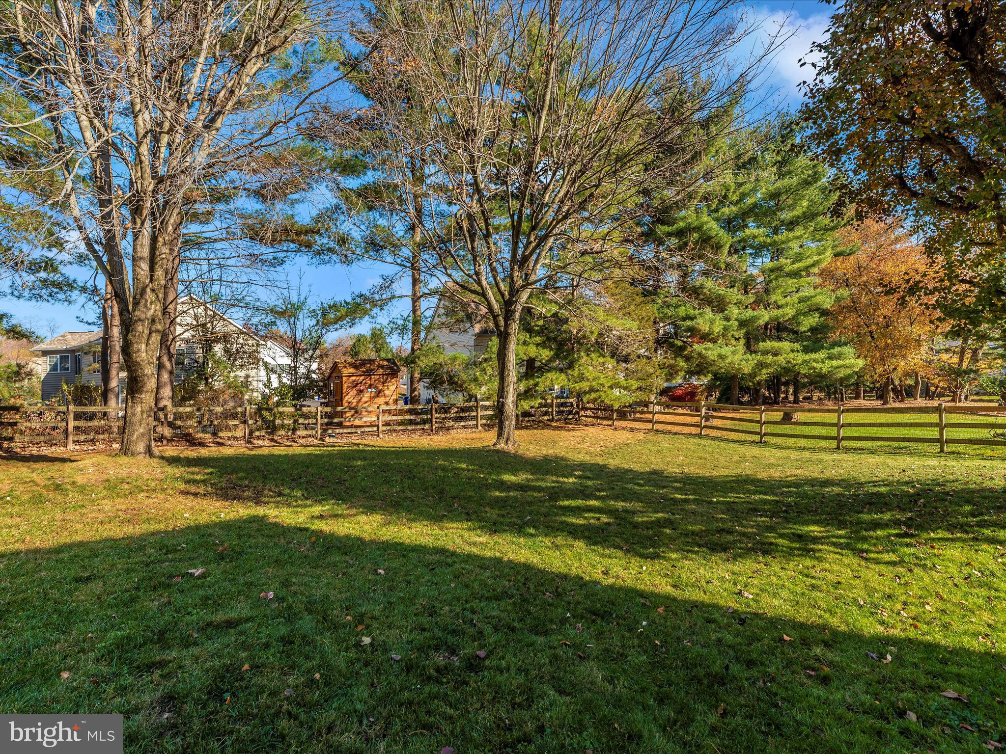 VILLAGE OF LONG REACH - Residential