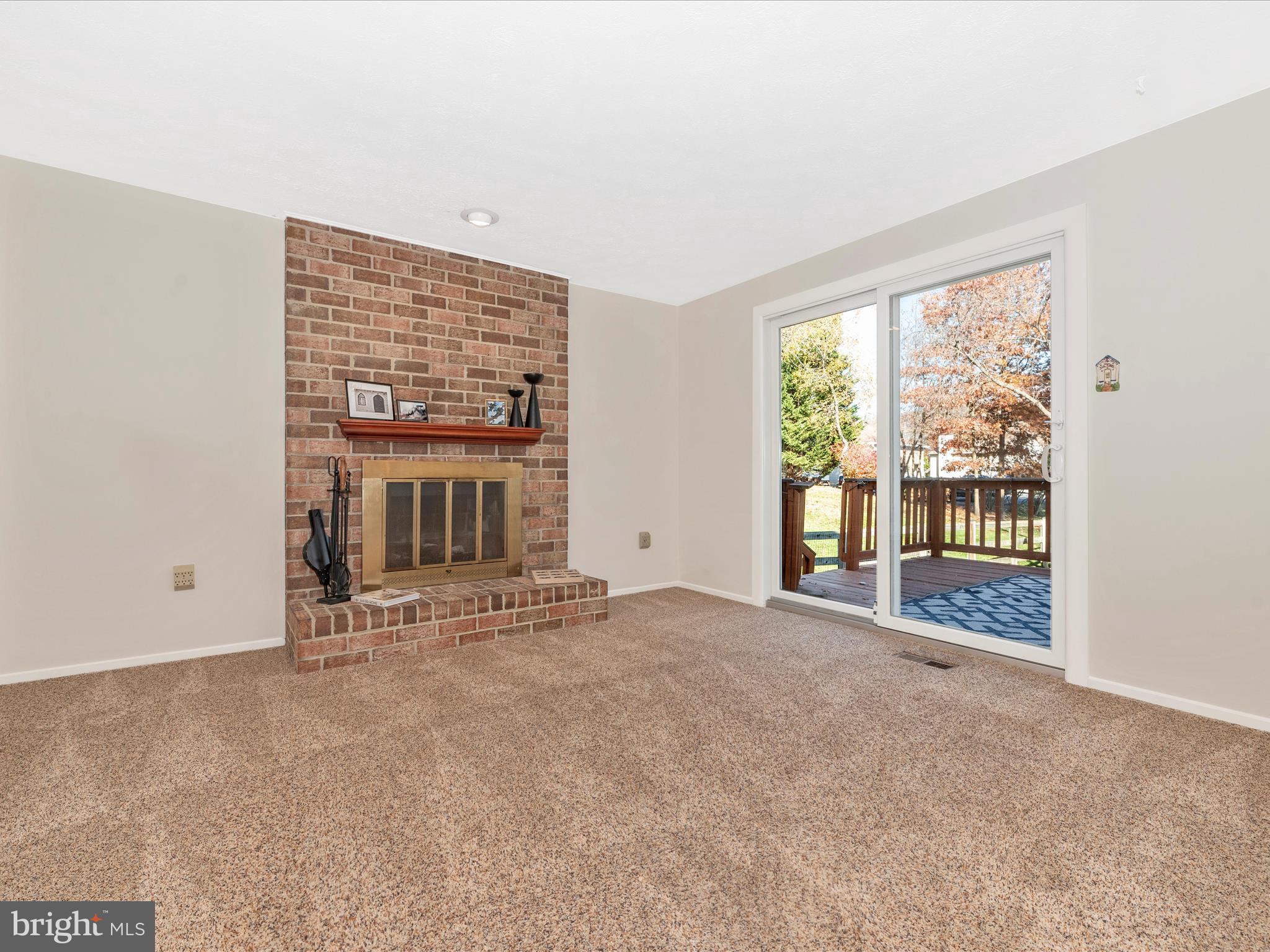 VILLAGE OF LONG REACH - Residential