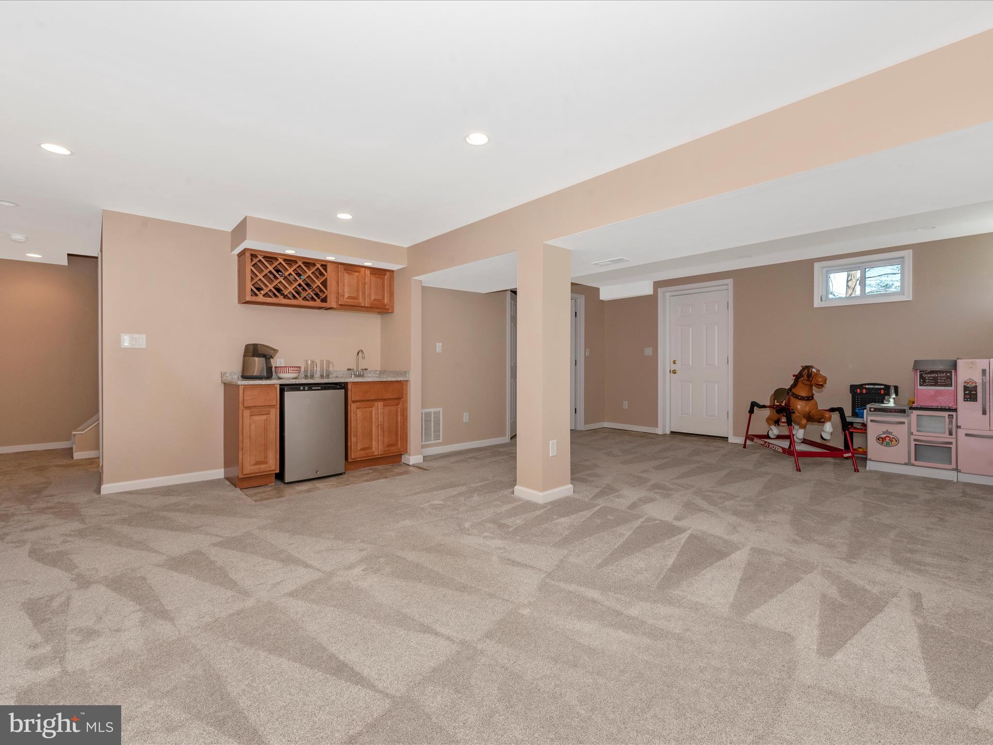 VILLAGE OF LONG REACH - Residential