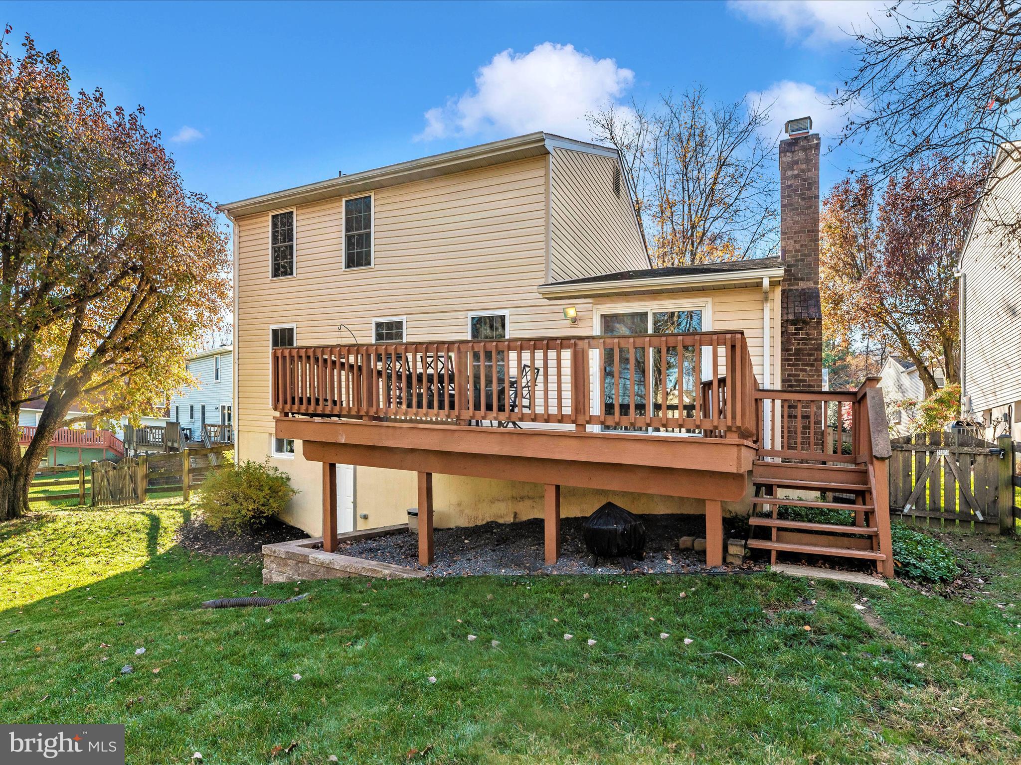 VILLAGE OF LONG REACH - Residential