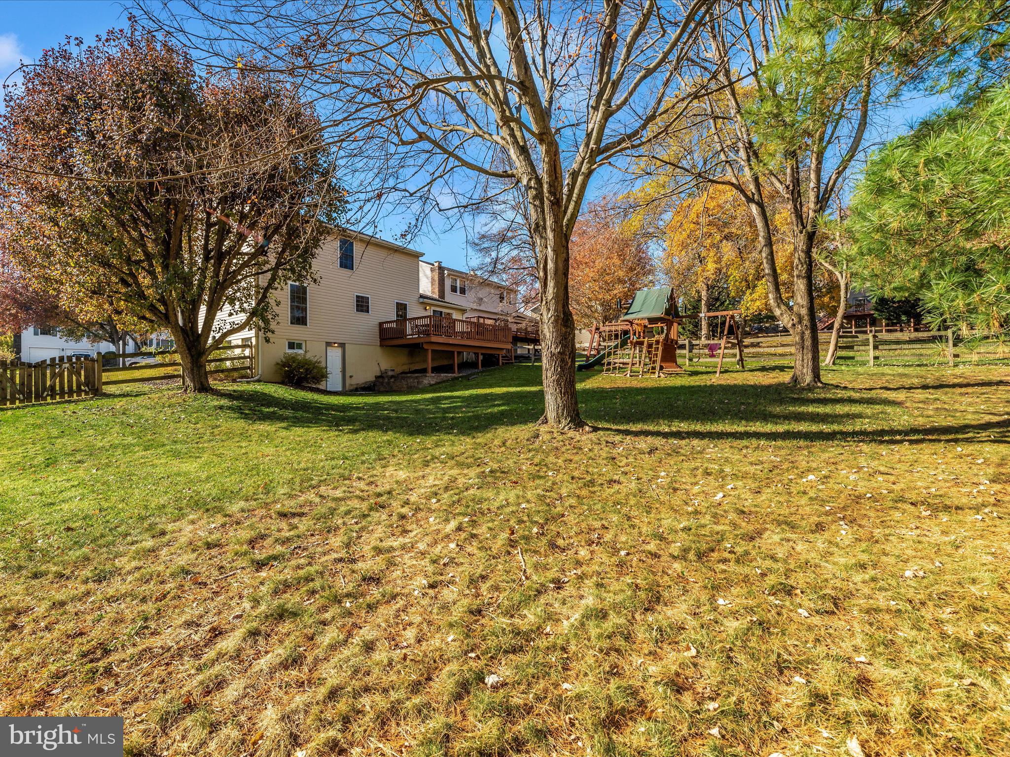 VILLAGE OF LONG REACH - Residential