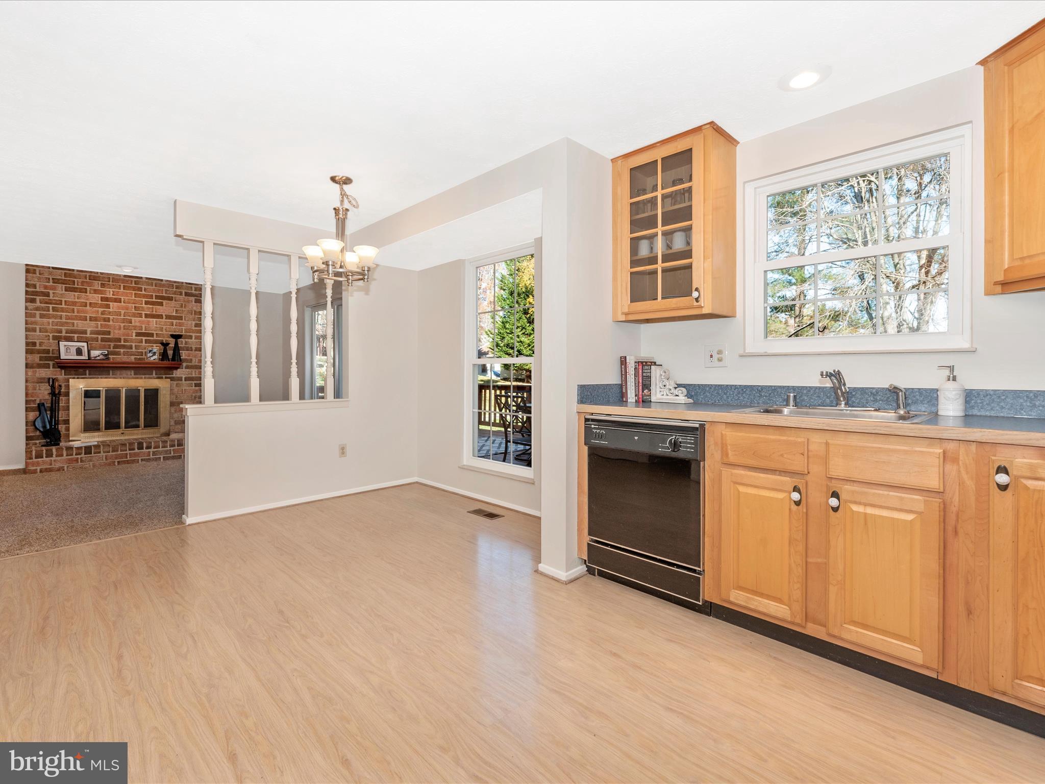 VILLAGE OF LONG REACH - Residential