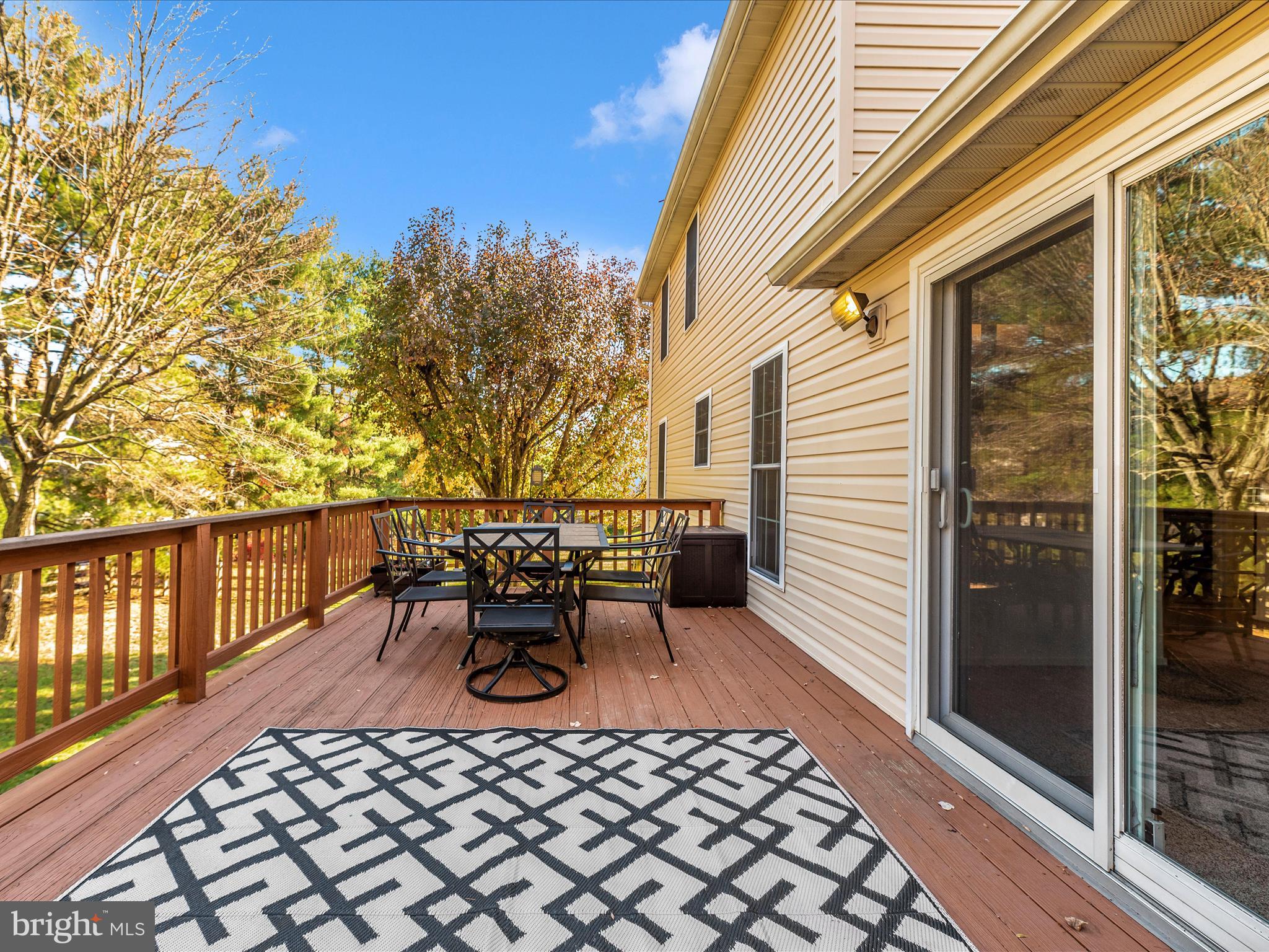 VILLAGE OF LONG REACH - Residential